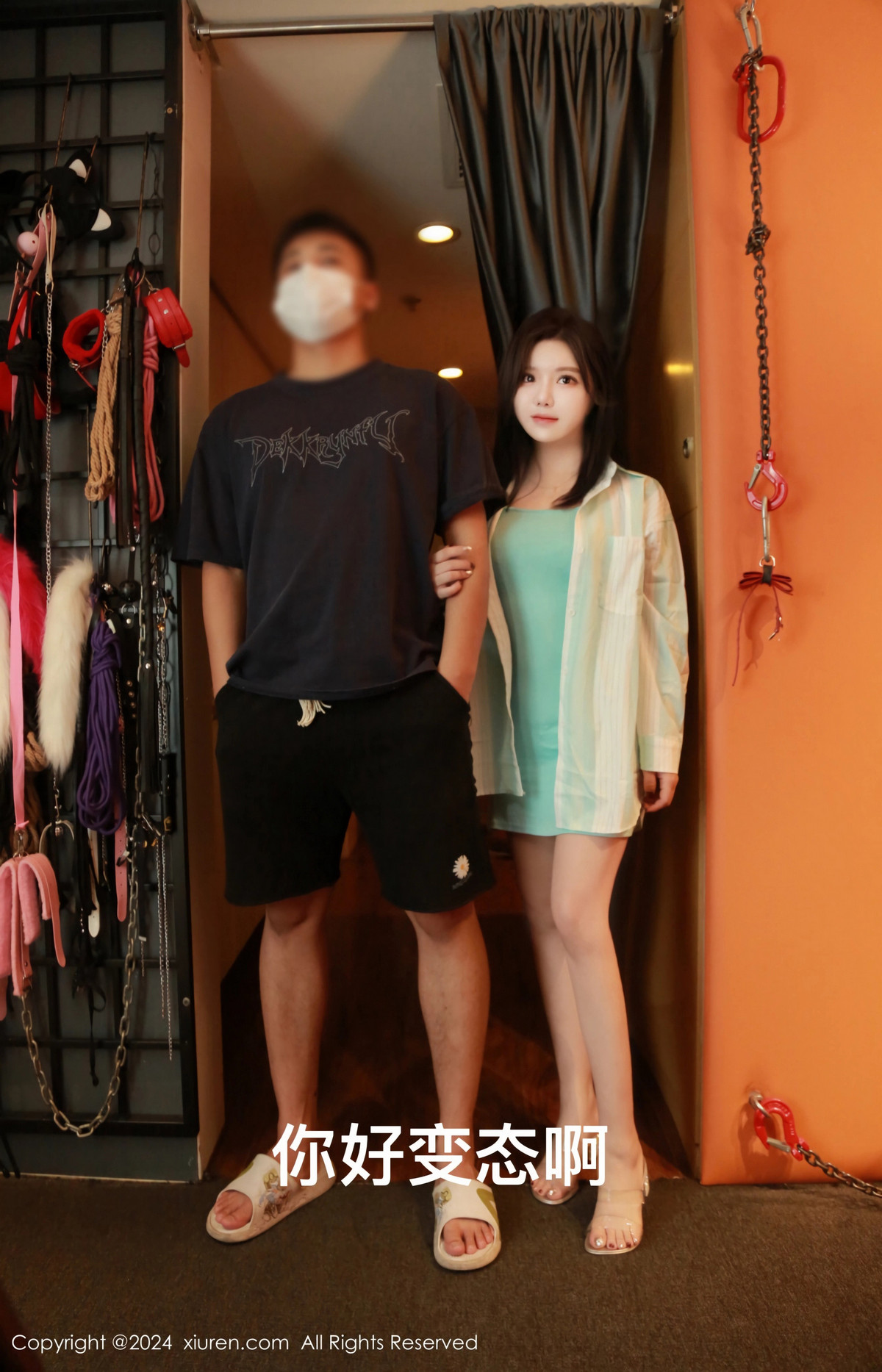 [XiuRen]高清写真图 2024.08.02 No.8956 小薯条nienie 黑丝美腿