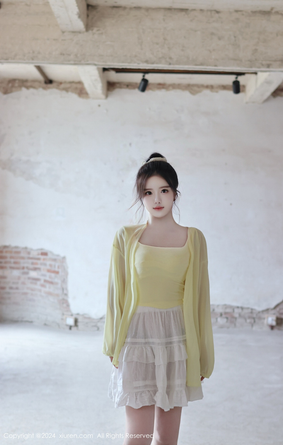 [XiuRen]高清写真图 2024.08.16 No.9024 小薯条nienie 美乳性感