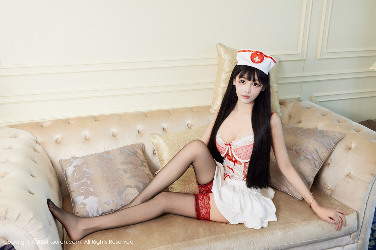[XiuRen]高清写真图 2024.10.21 No.9317 智恩baby 黑丝美腿