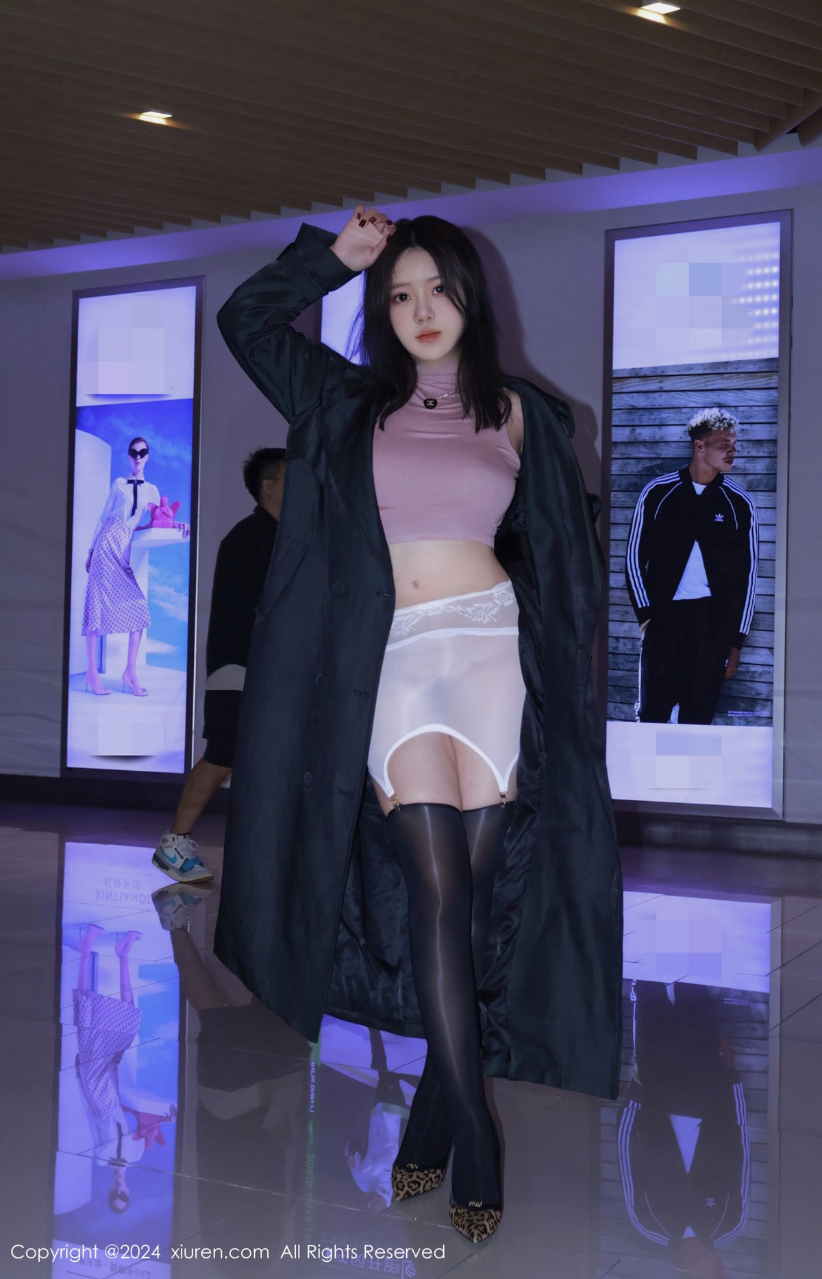 [XiuRen]高清写真图 2024.11.22 No.9489 小薯条nienie 黑丝美腿