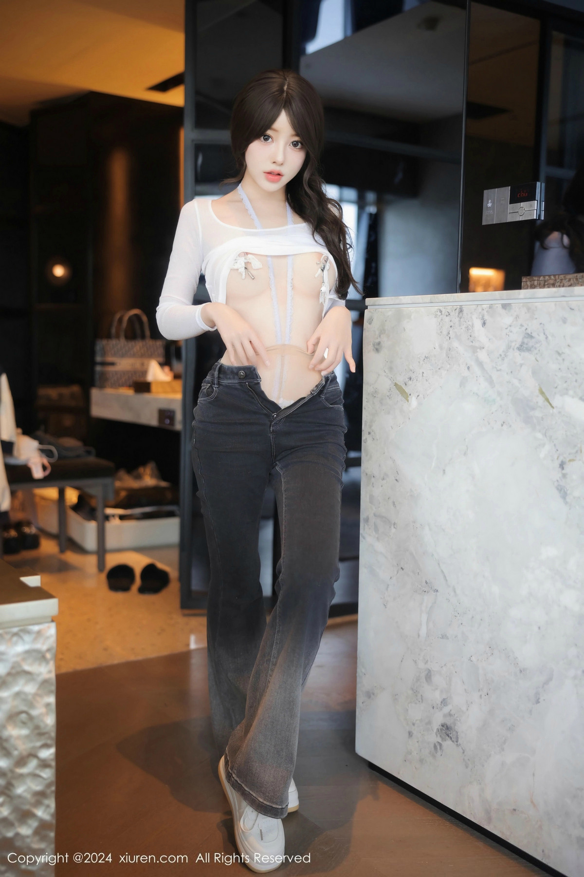 [XiuRen]高清写真图 2024.11.29 No.9524 桃妖夭 美腿丝袜