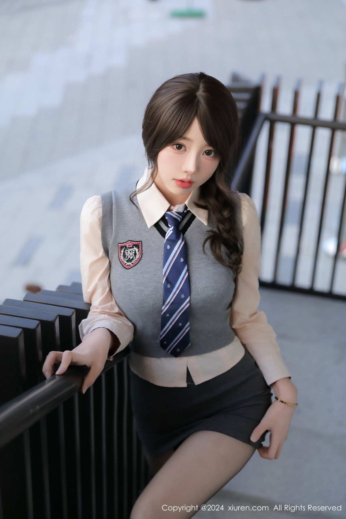 [XiuRen]高清写真图 2024.12.06 No.9562 桃妖夭 黑丝美腿