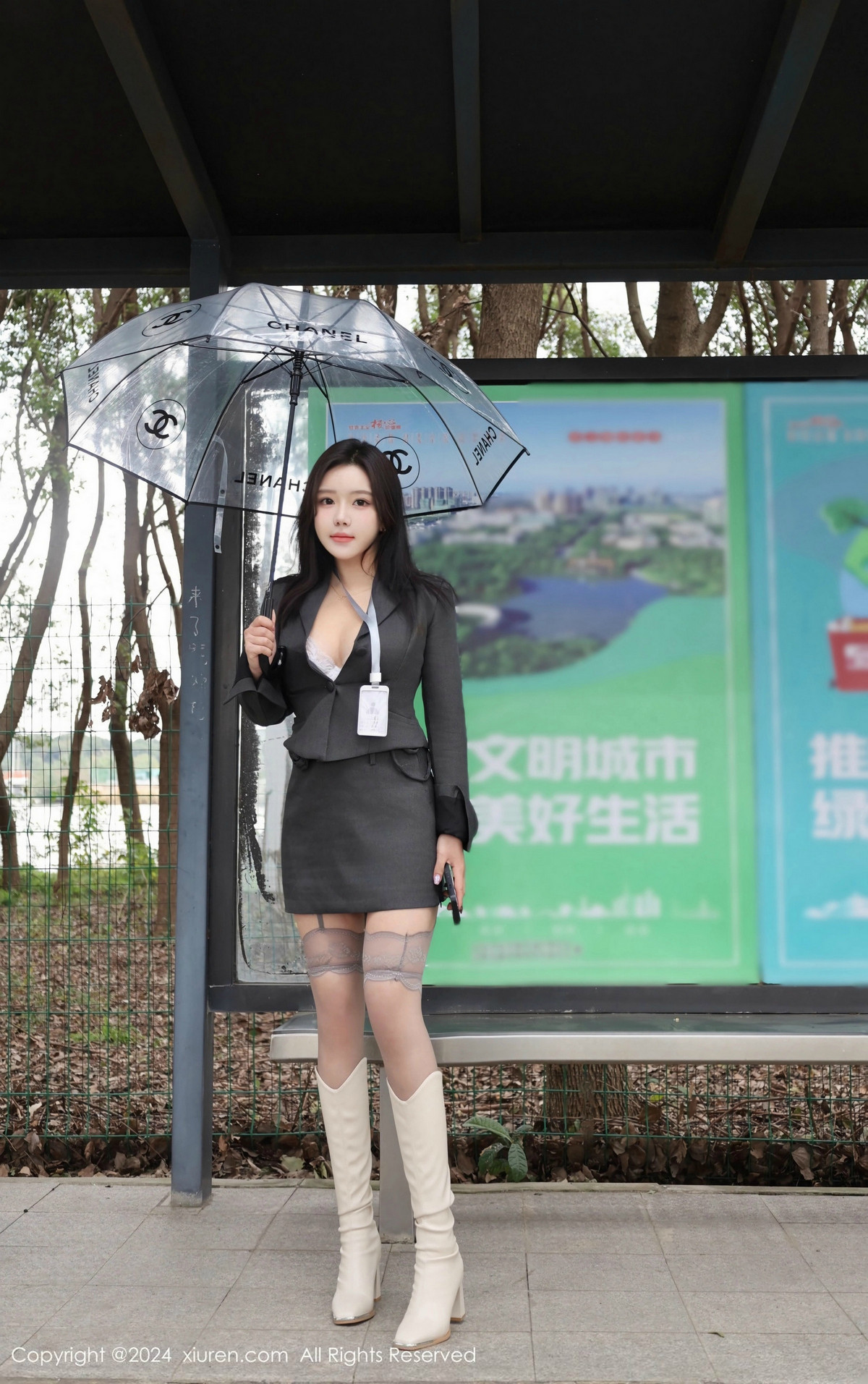 [XiuRen]高清写真图 2024.12.13 No.9595 小薯条nienie 丝袜美腿