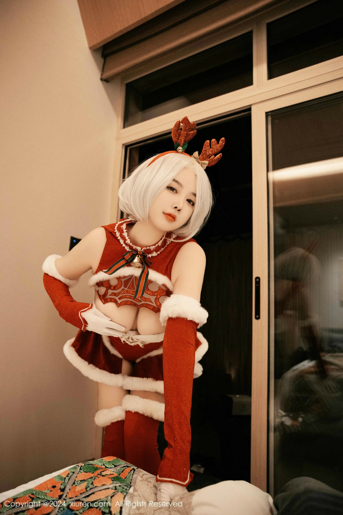 [XiuRen]高清写真图 2024.12.26 No.9660 樱桃小犊子 美臀性感