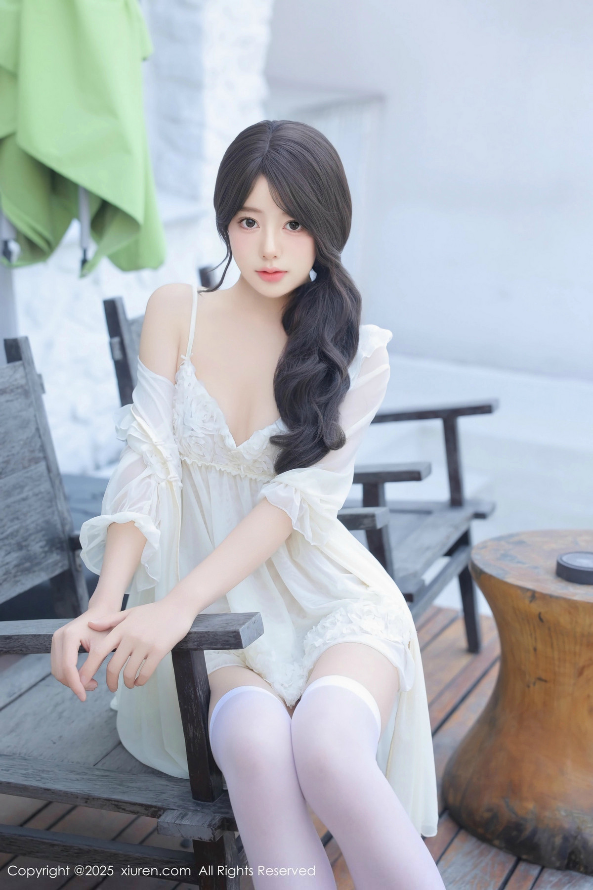 [XiuRen]高清写真图 2025.02.07 No.9851 桃妖夭 丝袜美腿