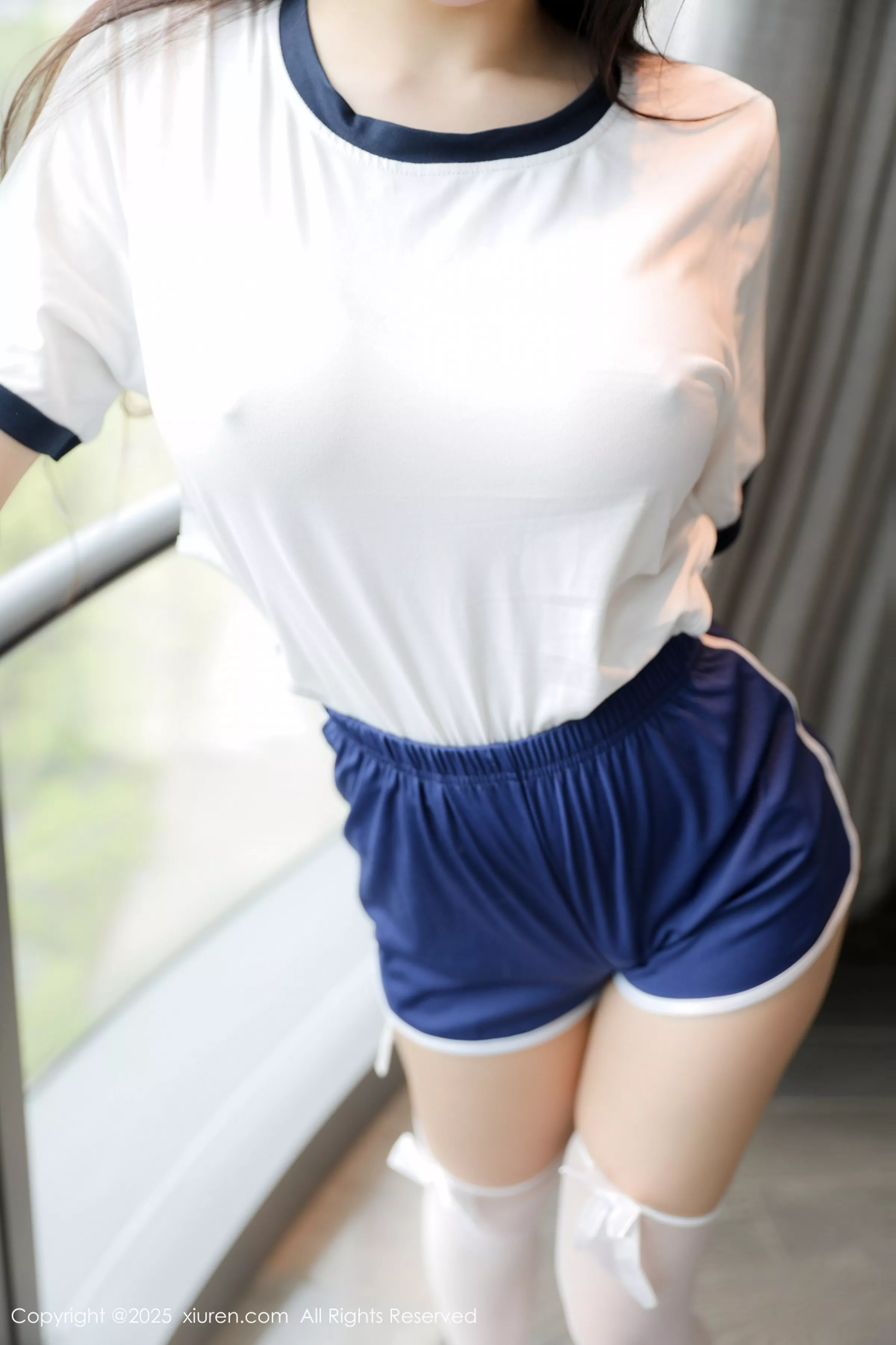 [XiuRen]高清写真图 2025.04.23 No.10184 量子玫瑰 白色运动服
