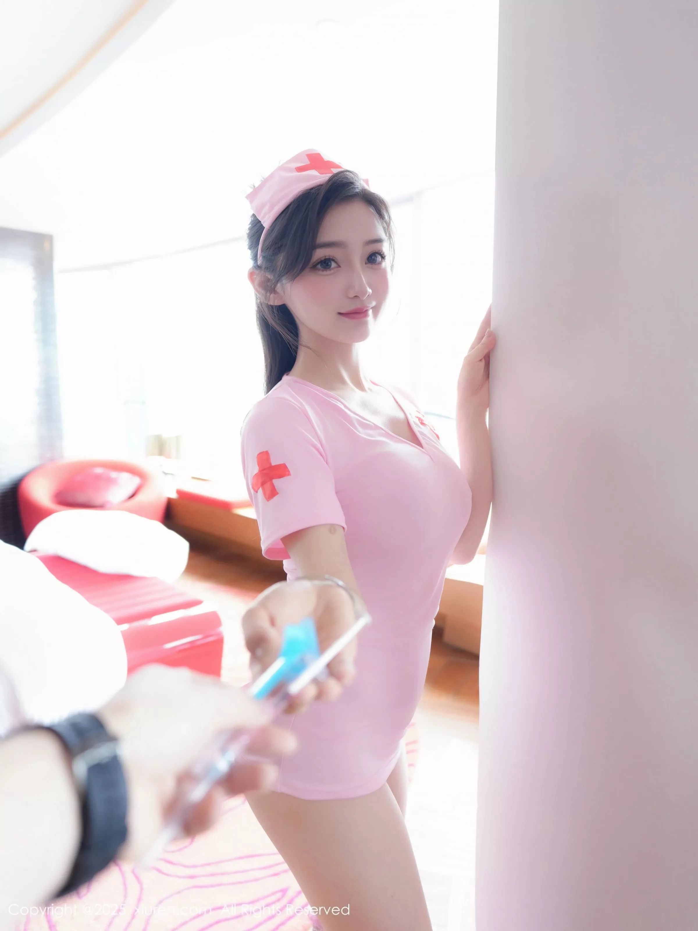 [XiuRen]高清写真图 2025.05.14 No.10275 Annie_baby 粉色丝袜
