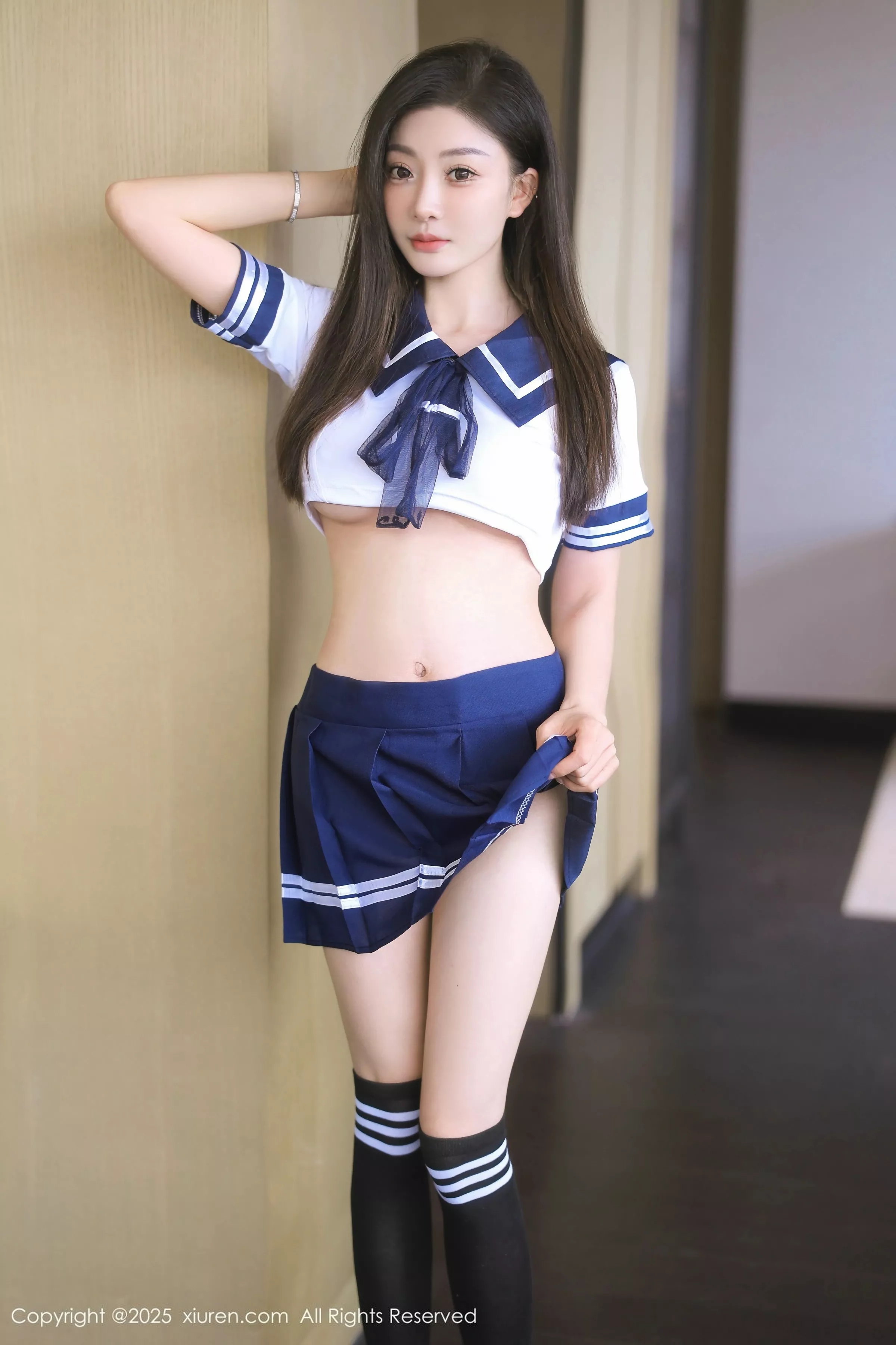 [XiuRen]高清写真图 2025.05.20 No.10298 Annie_baby JK制服