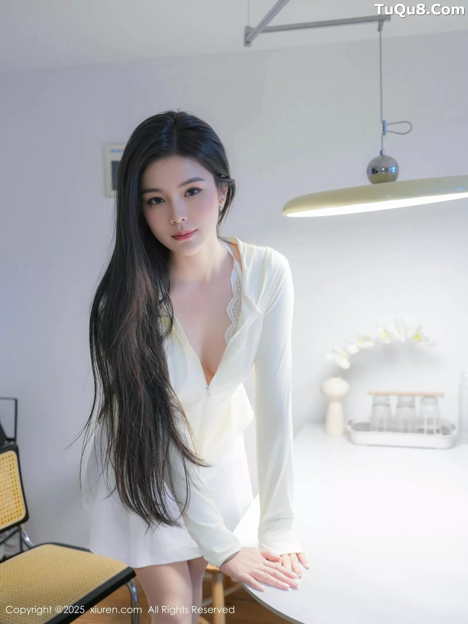 [XiuRen]高清写真图 2025.05.26 No.10325 雪糕CiCi 白色情趣