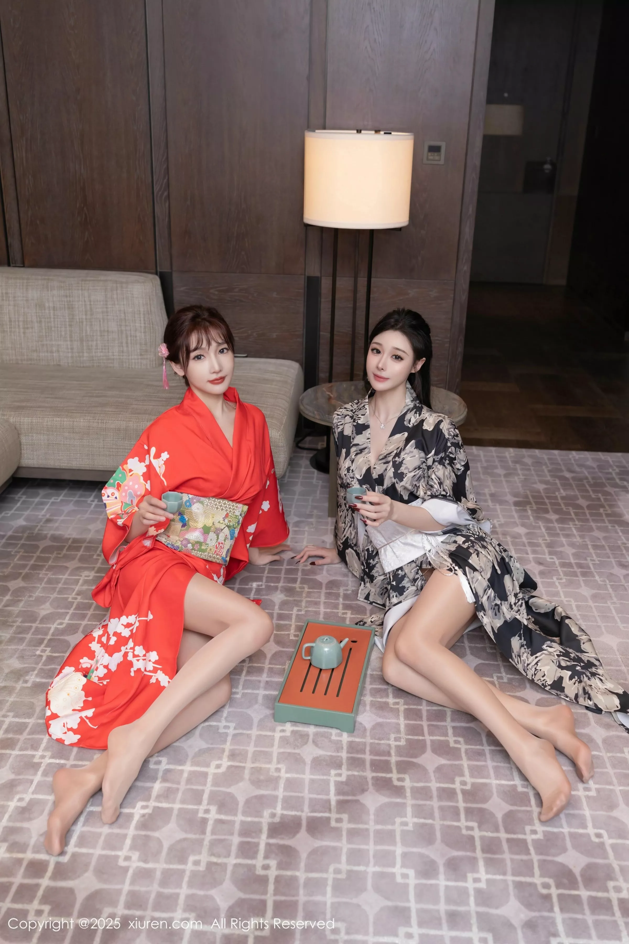 [XiuRen]高清写真图 2025.05.30 No.10352 模特合集 小逗逗＆陆萱萱