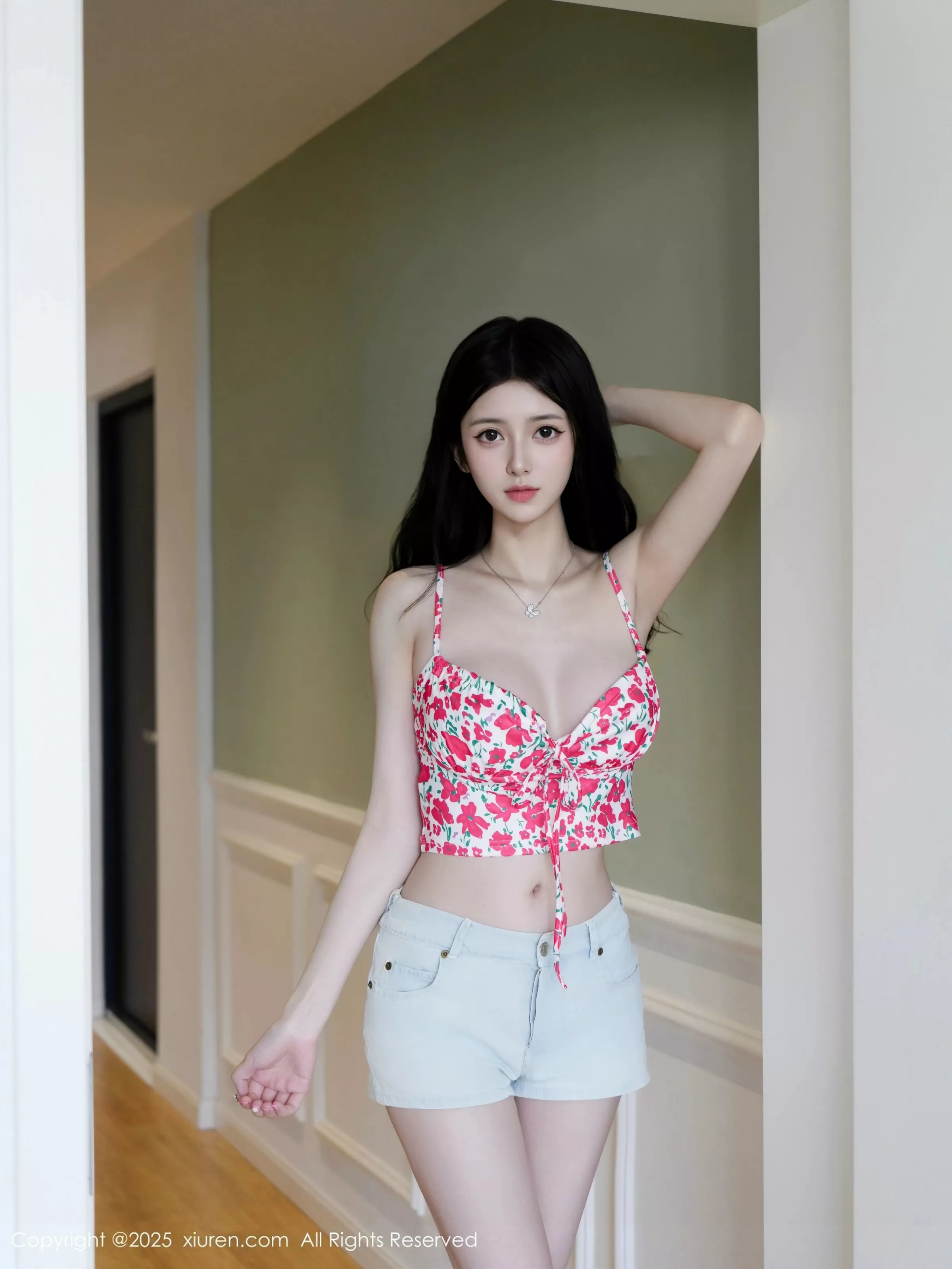 [XiuRen]高清写真图 2025.06.20 No.10442 白小蝶 超短牛仔裤