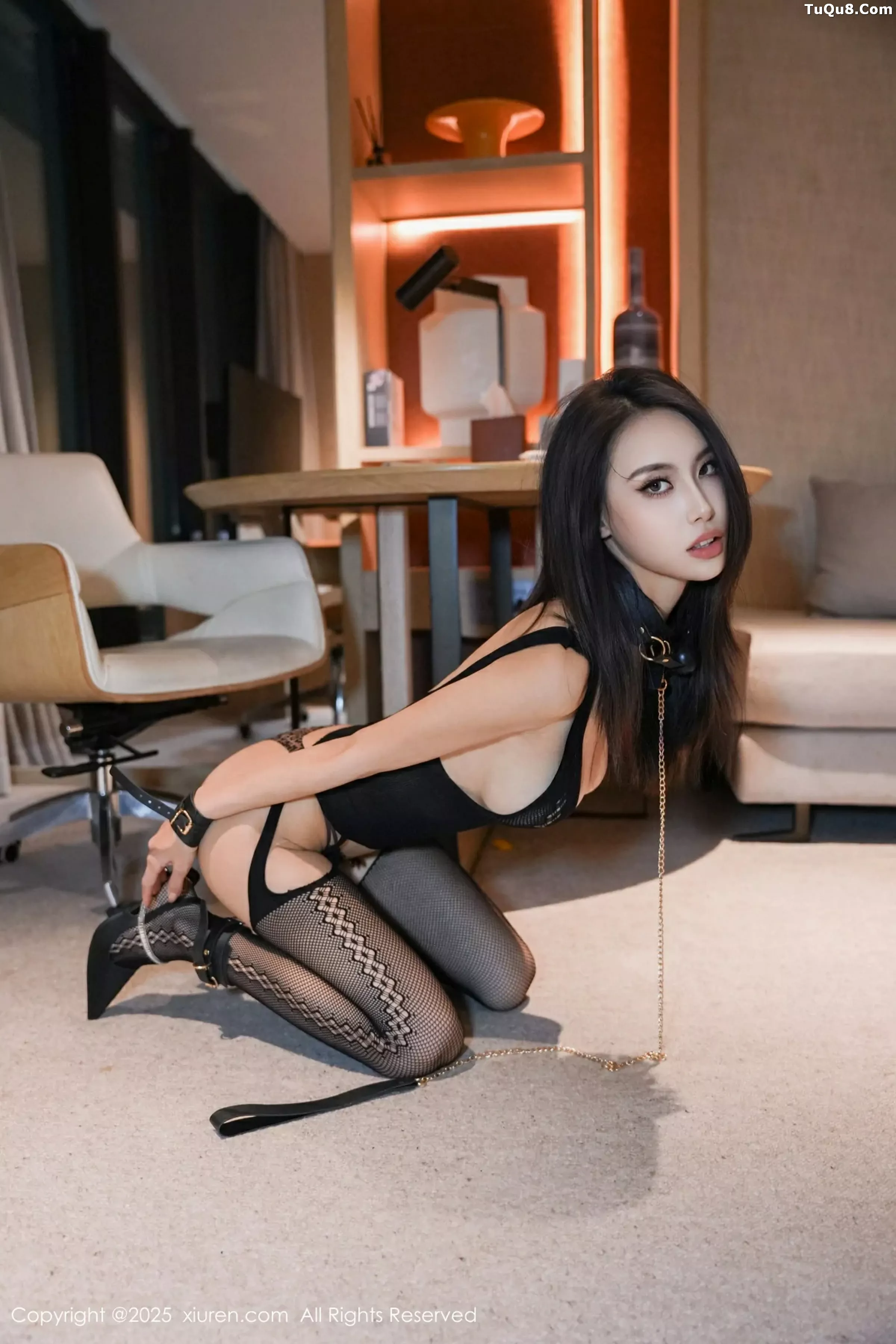 [XiuRen]高清写真图 2025.07.02 No.10494 lingyu69 性感豹纹