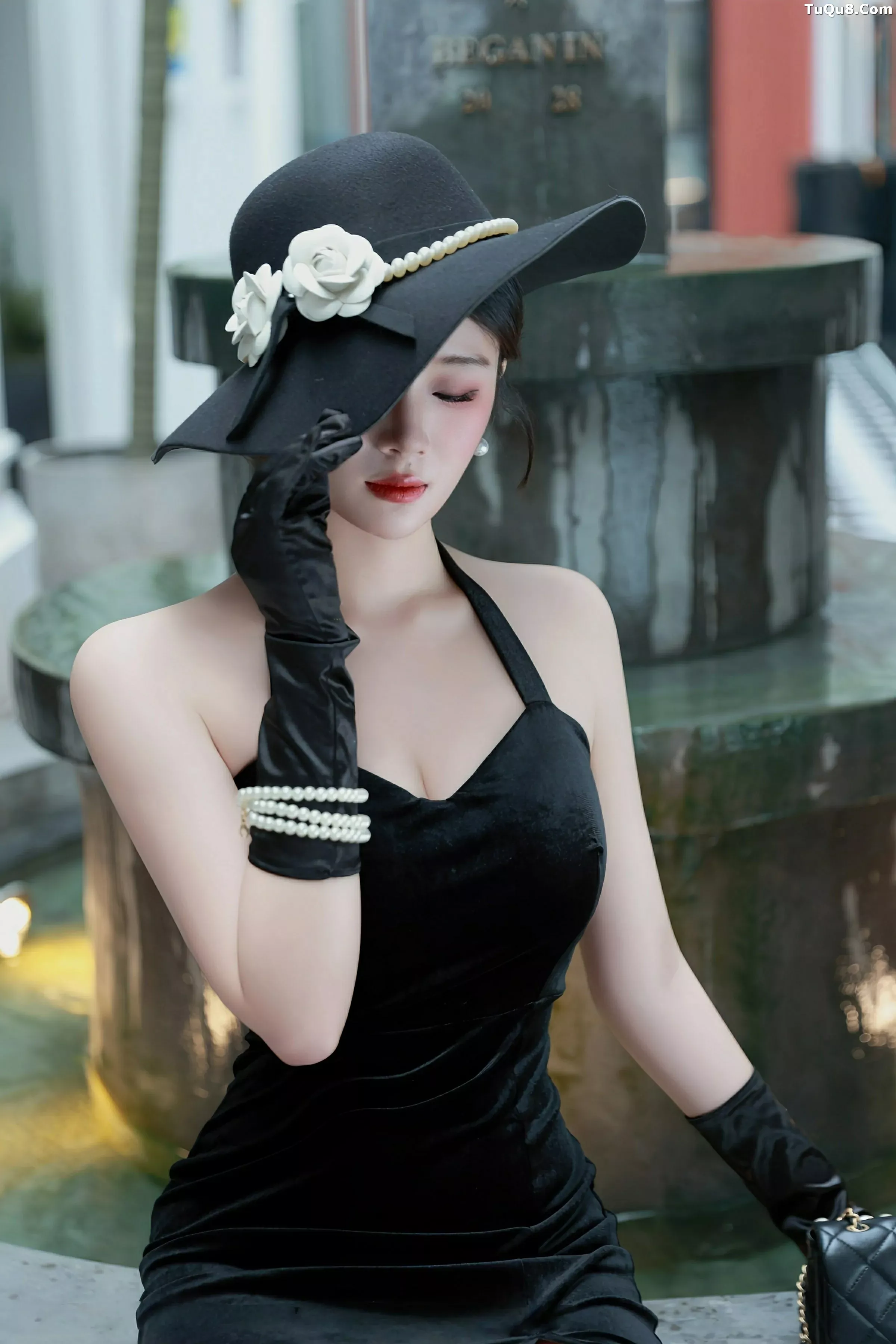 [XiuRen]高清写真图 2025.07.04 No.10509 南乔 黑色连衣裙