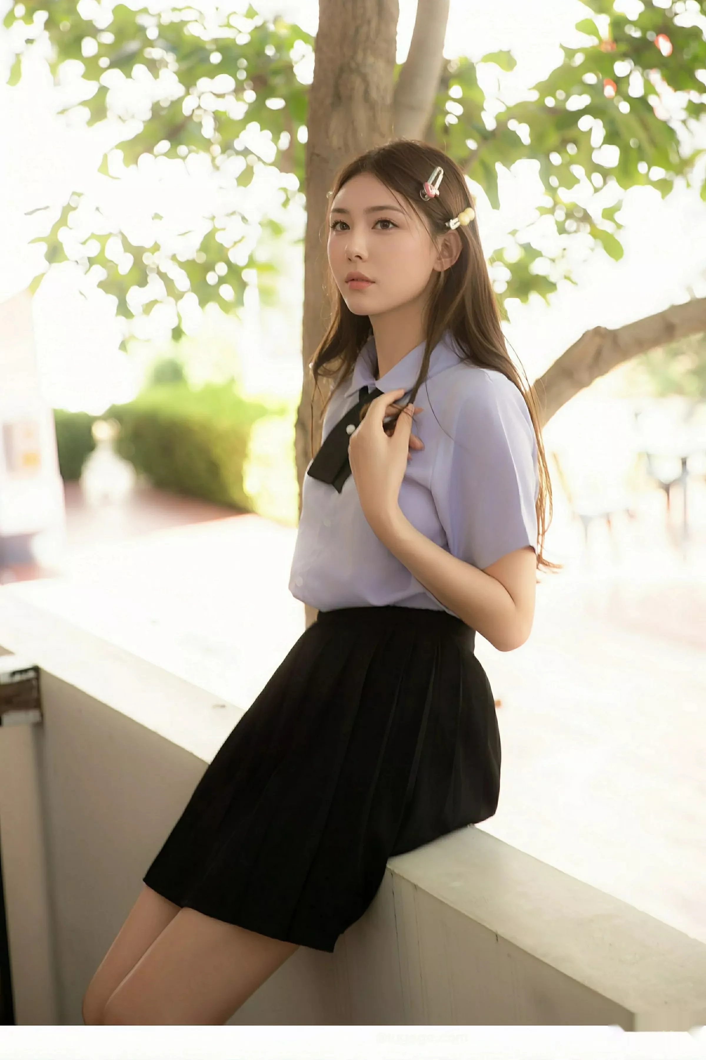 [XiuRen]高清写真图 2025.08.05 No.10622 悦兮 蓝色衬衣