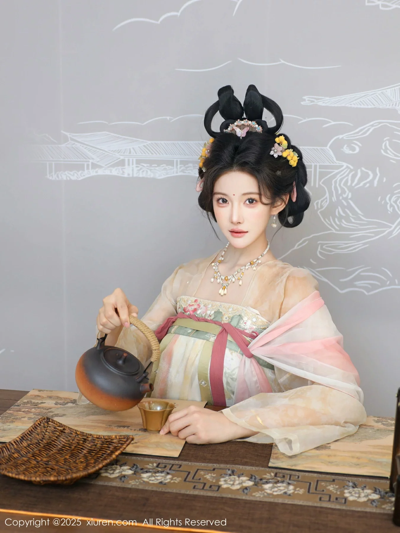 [XiuRen]高清写真图 2025.08.13 No.10645 梨霜儿 古装服饰