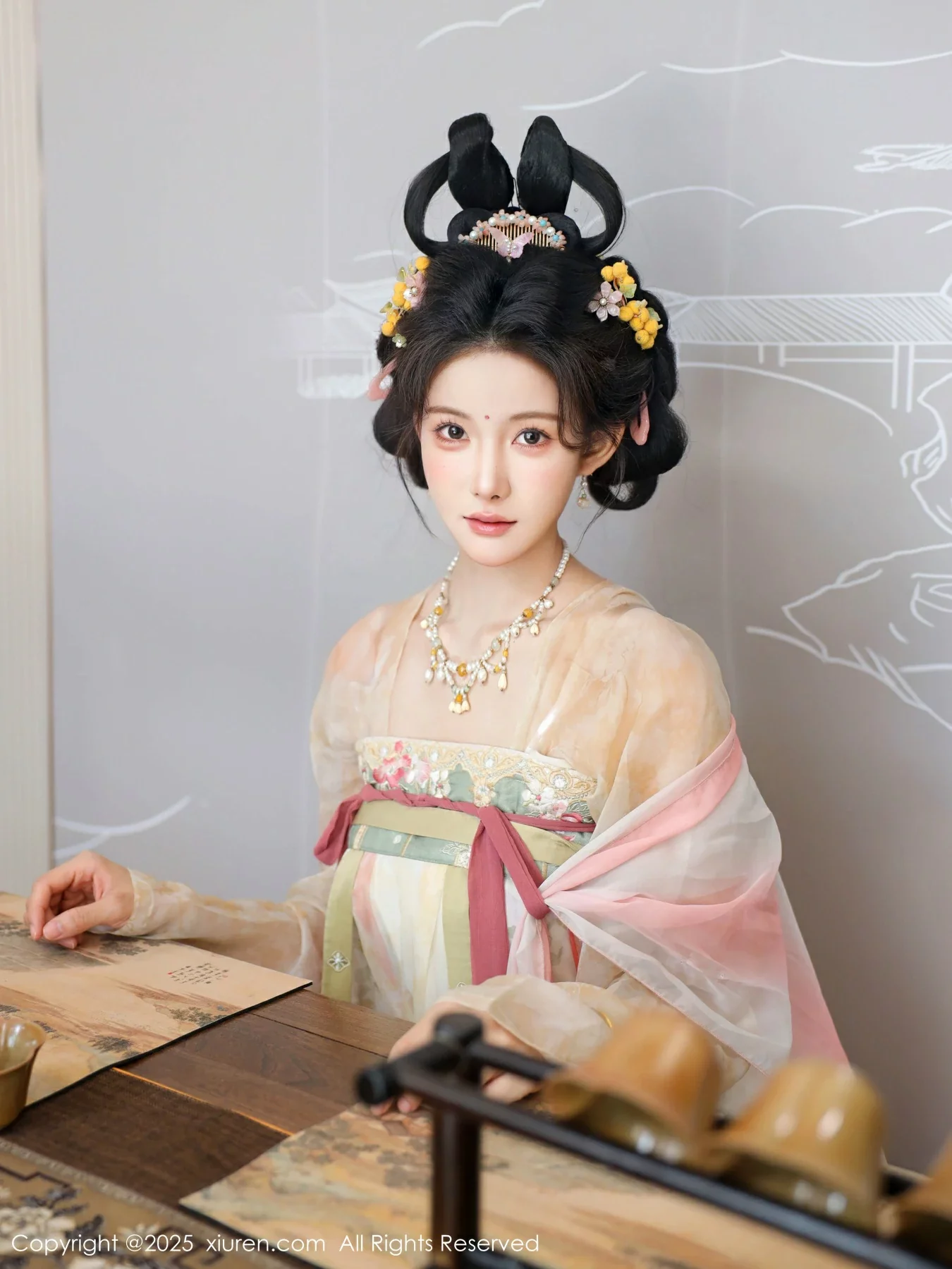 [XiuRen]高清写真图 2025.08.13 No.10645 梨霜儿 古装服饰