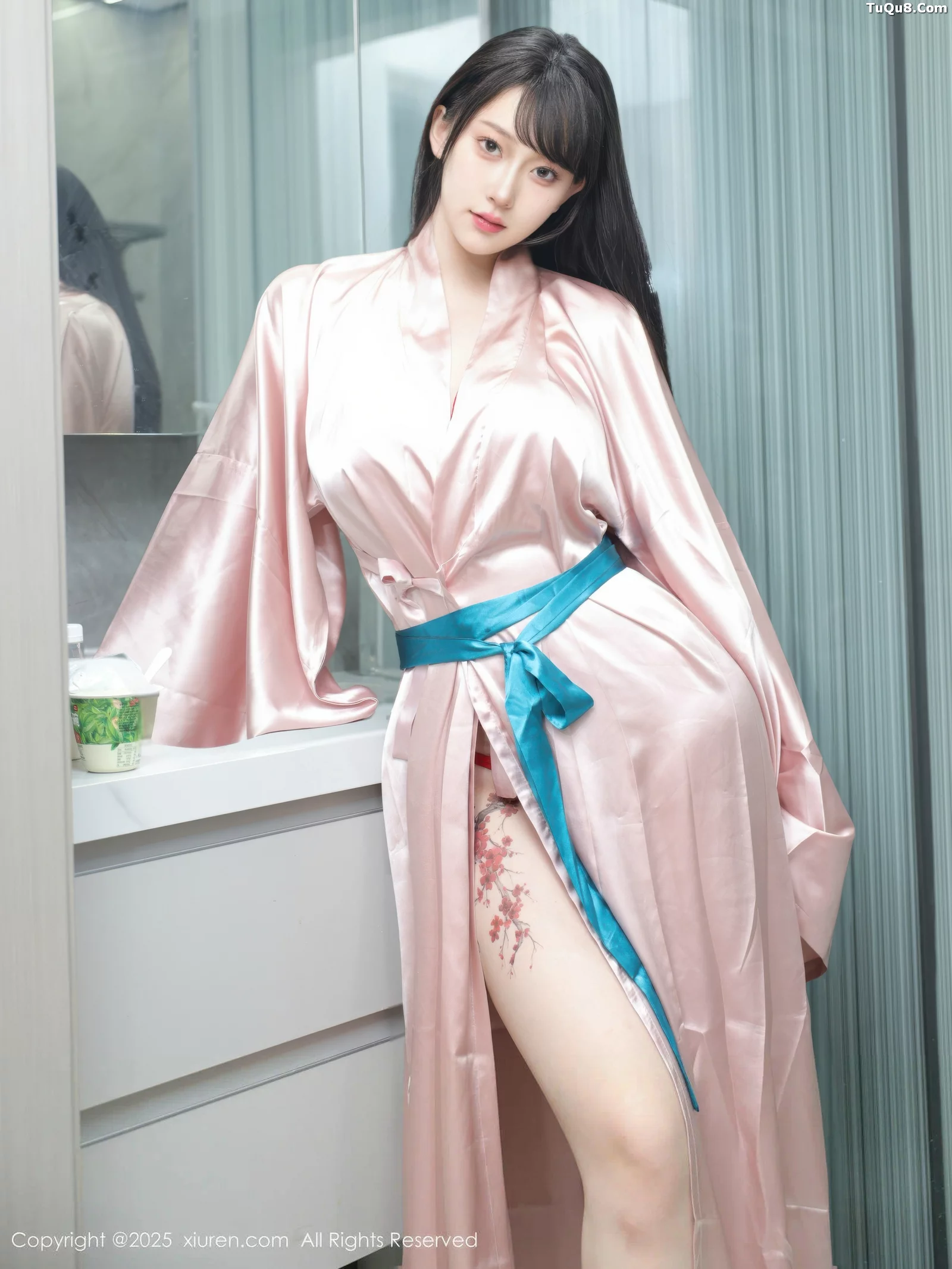 [XiuRen]高清写真图 2025.09.03 No.10724 李沁恩lrene 红色比基尼