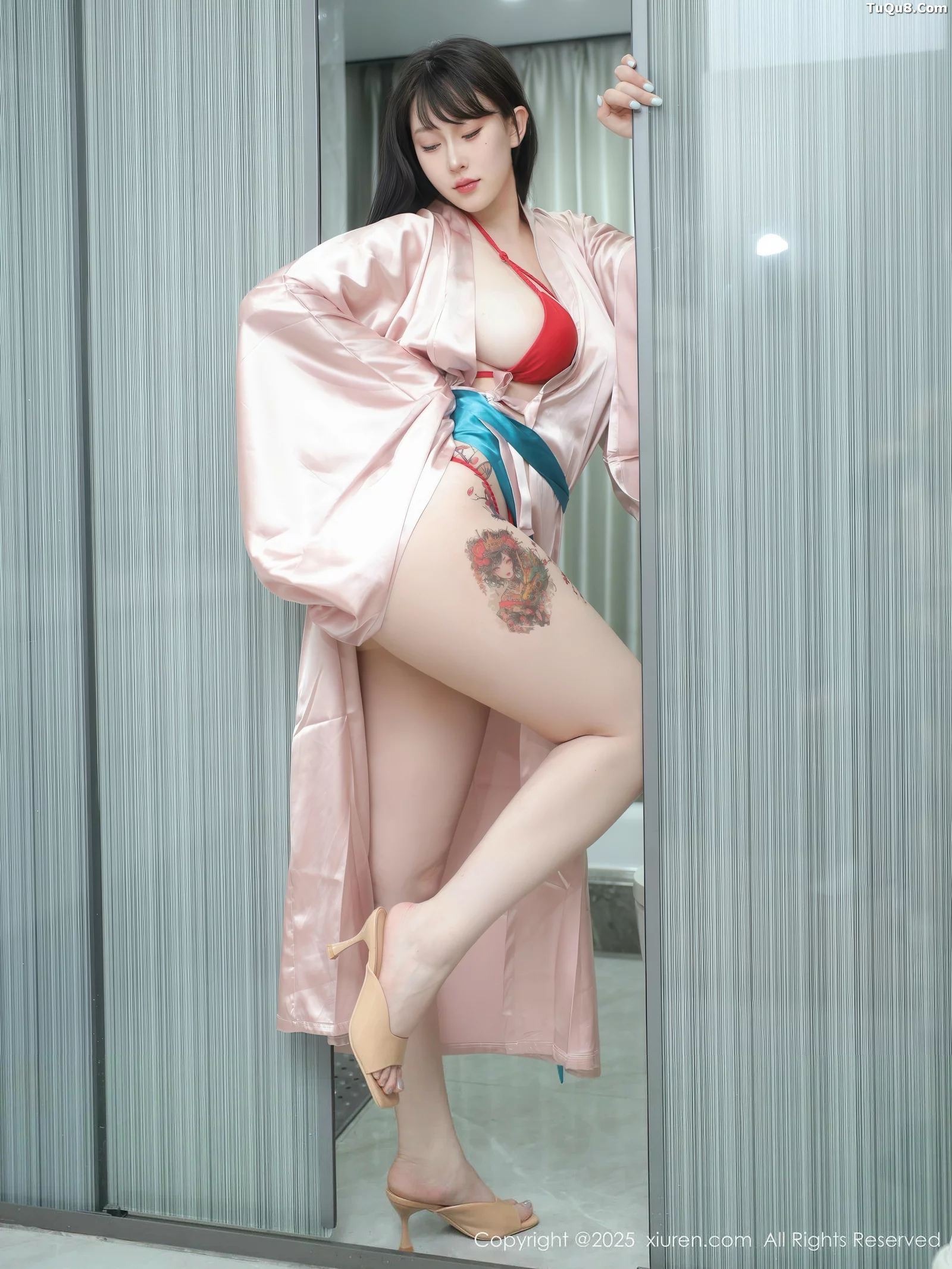[XiuRen]高清写真图 2025.09.03 No.10724 李沁恩lrene 红色比基尼