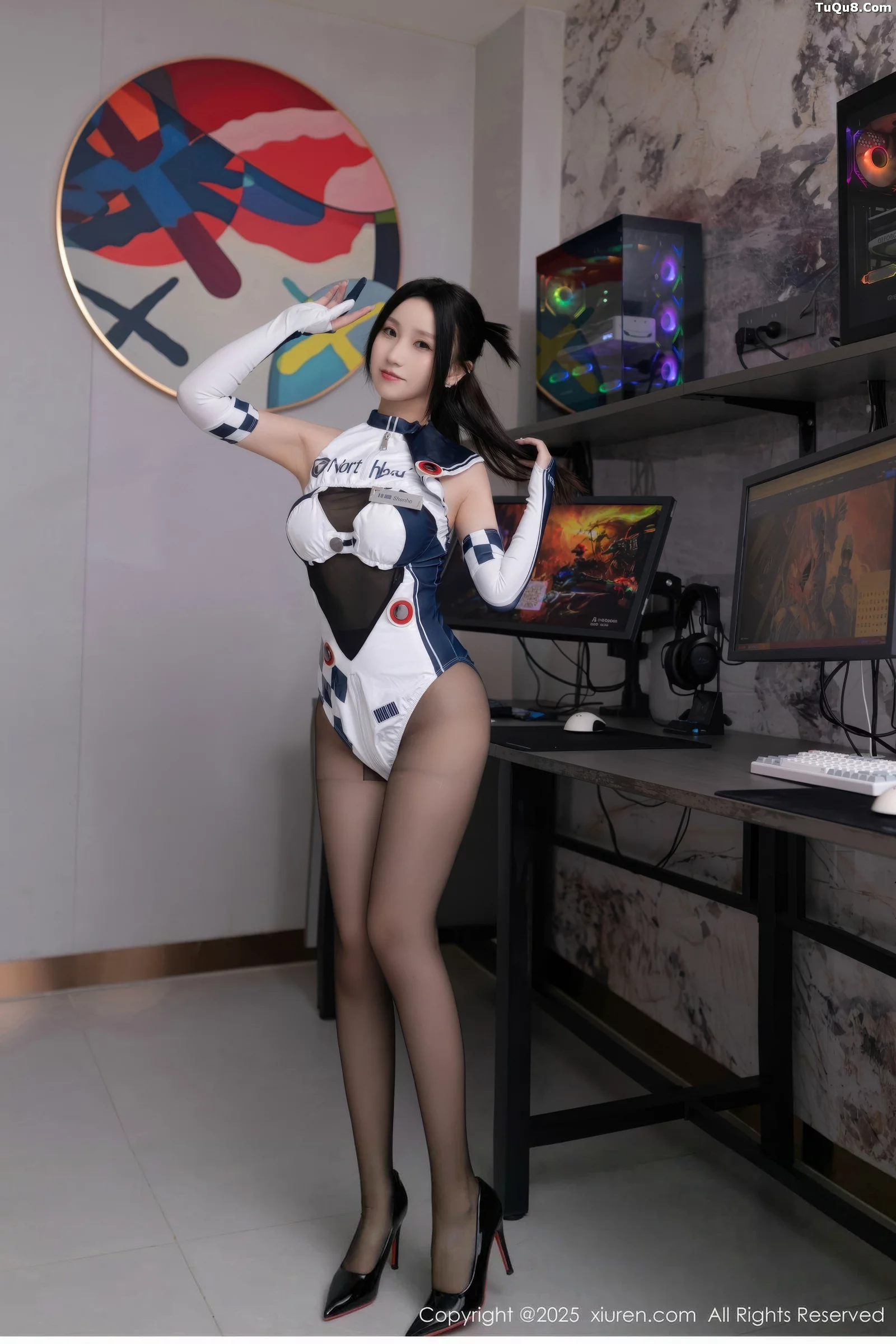 [XiuRen]高清写真图 2025.09.03 No.10723 杏子Yada 性感cos