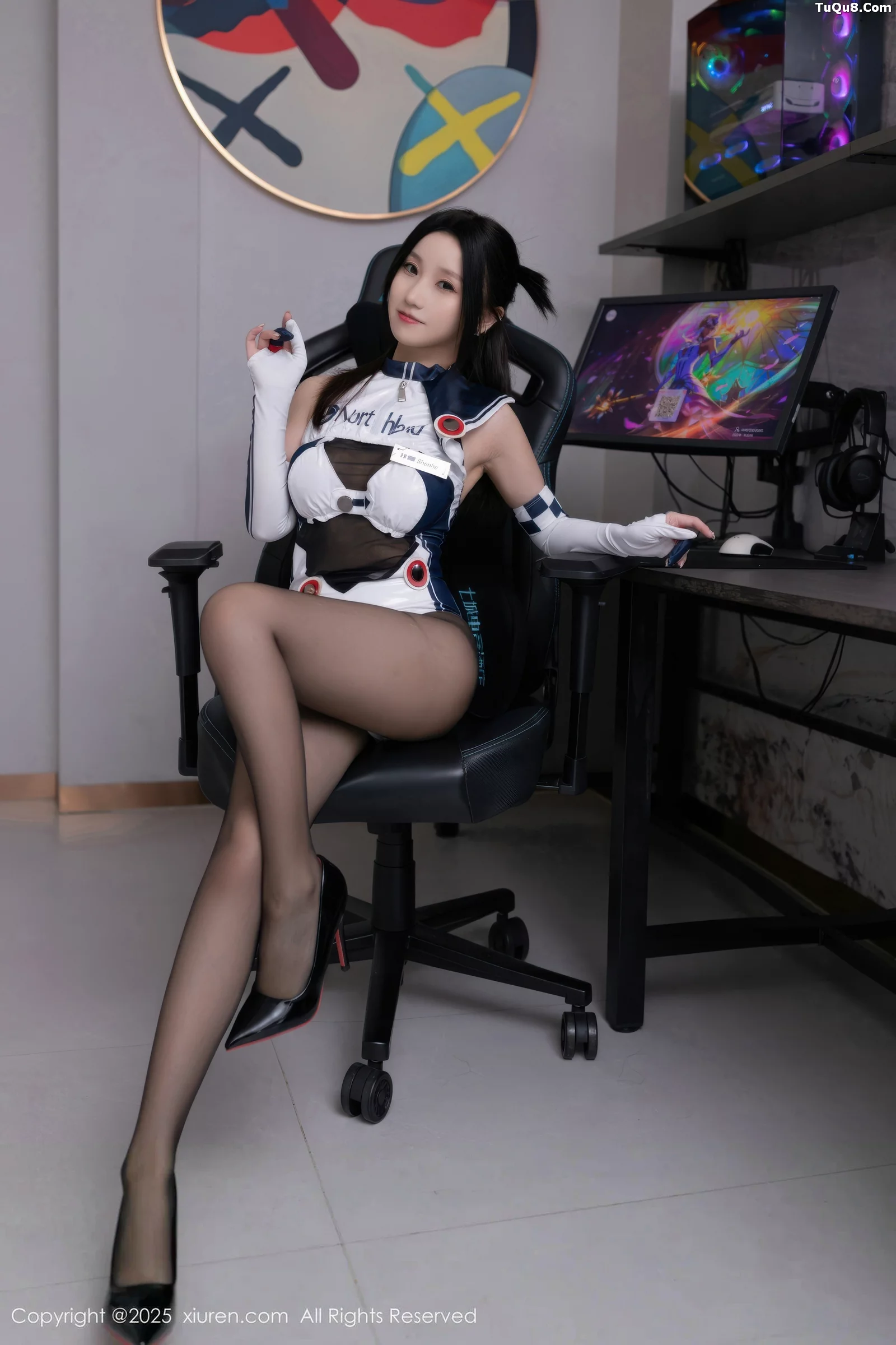 [XiuRen]高清写真图 2025.09.03 No.10723 杏子Yada 性感cos