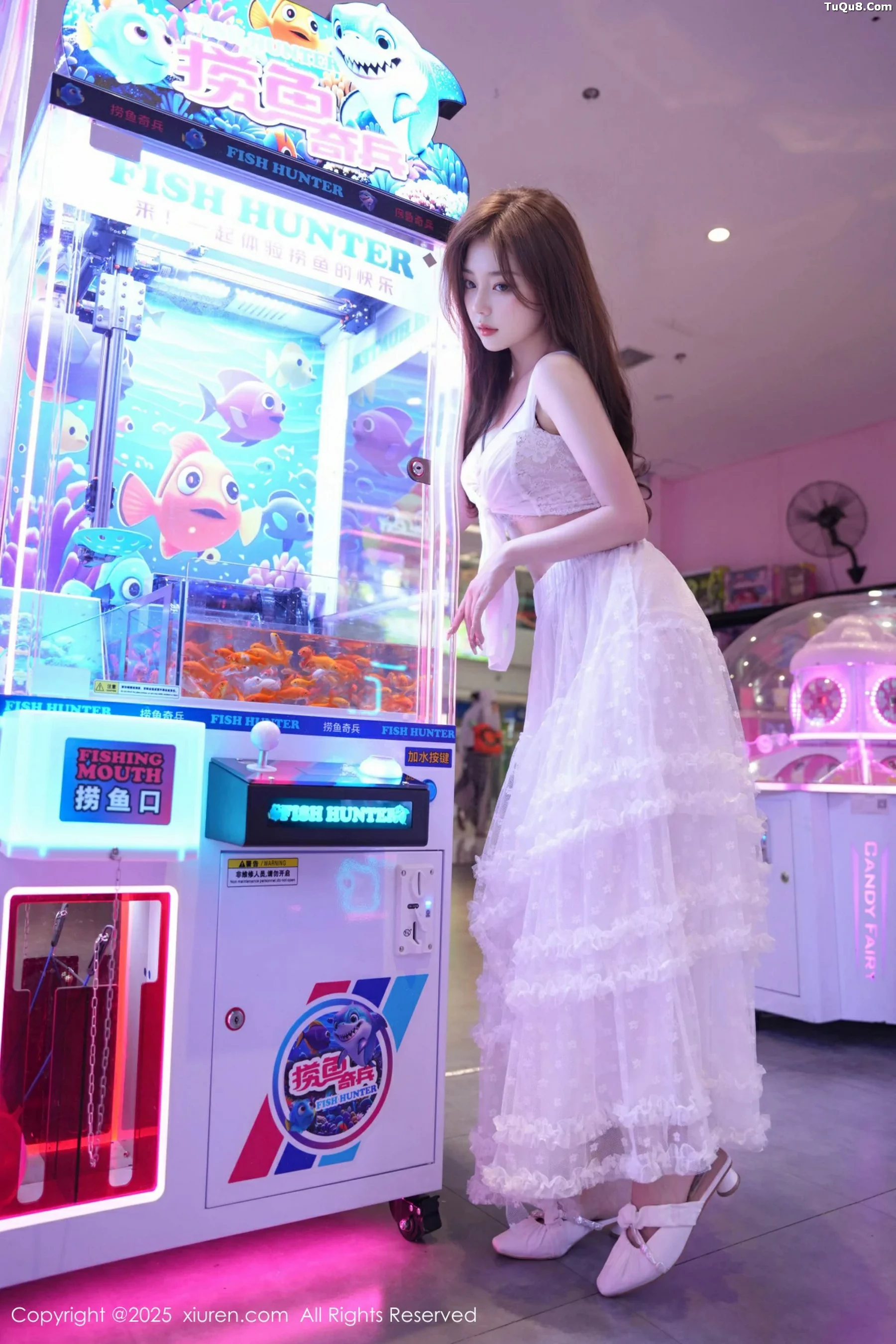 [XiuRen]高清写真图 2025.09.22 No.10791 拍黄瓜girl 白色连衣裙