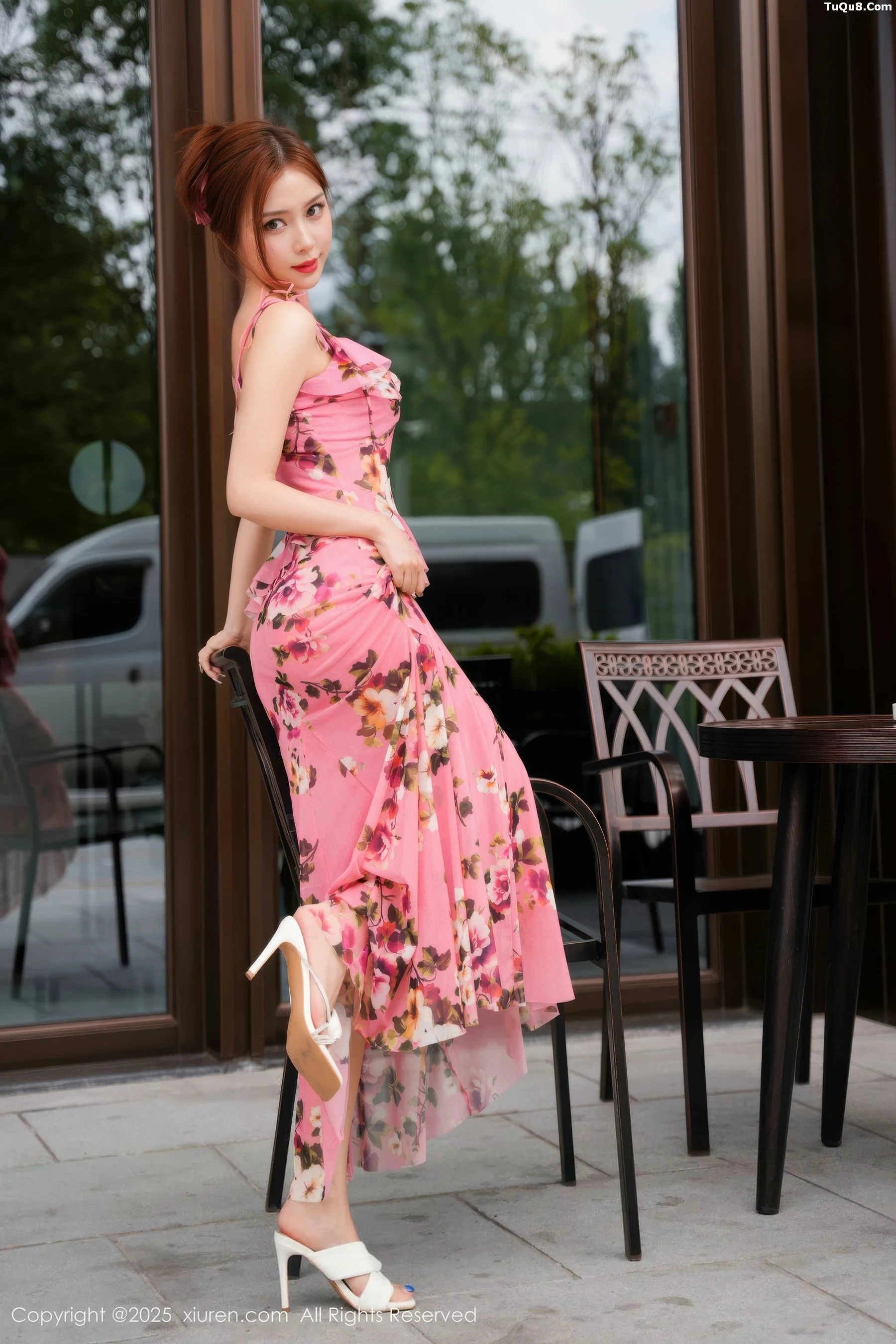 [XiuRen]高清写真图 2025.11.06 No.10954 白芷yy 紫色内衣