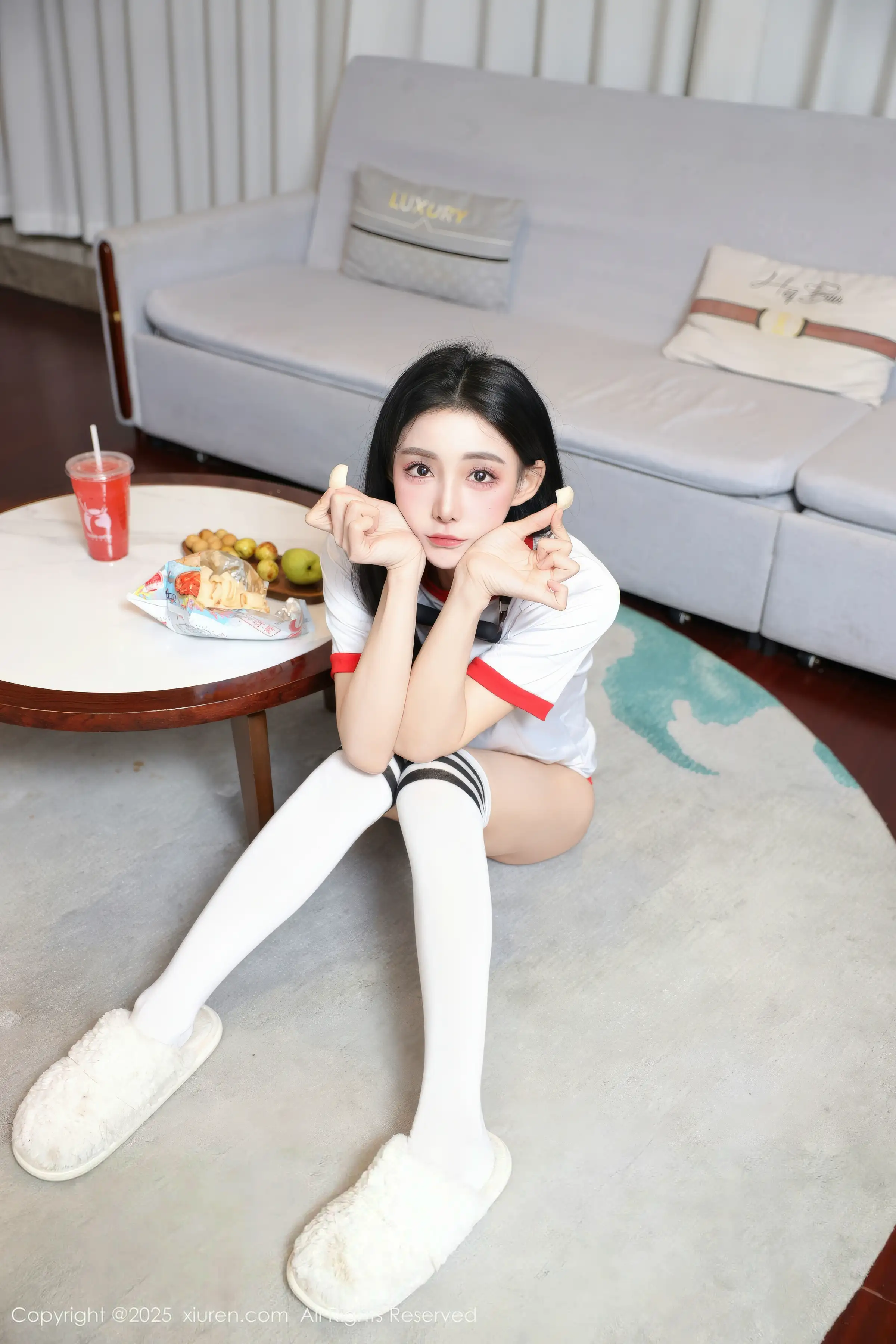 [XiuRen]高清写真图 2025.12.16 No.11110 许微微呀 情趣捆绑