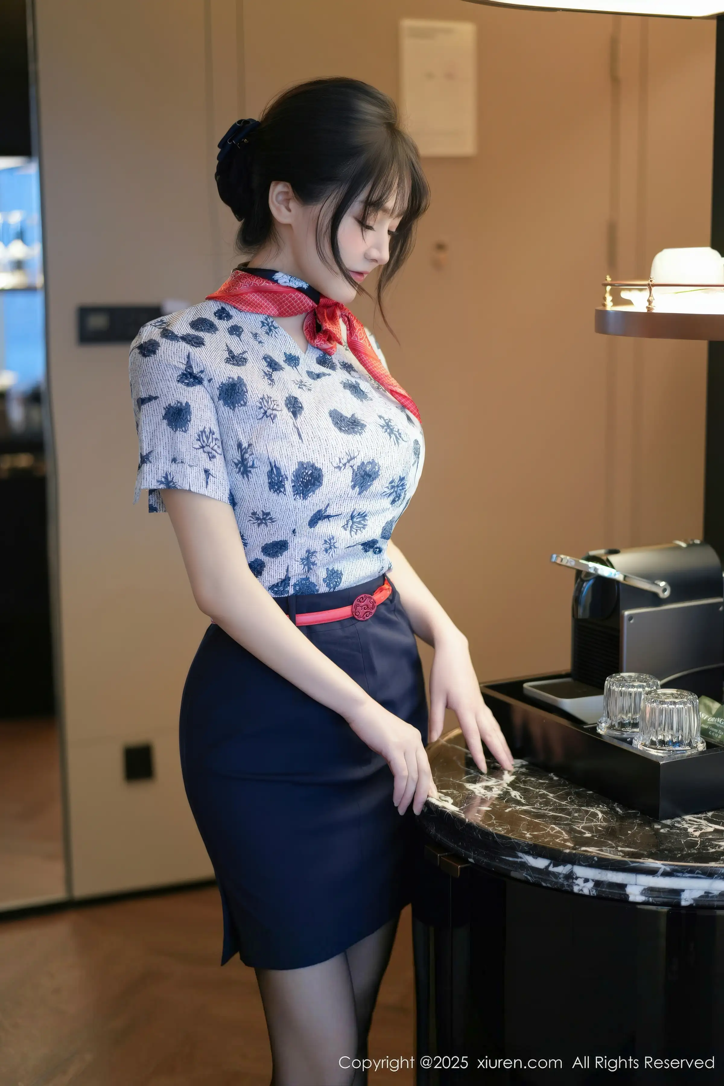 [XiuRen]高清写真图 2025.12.16 No.11115 沈南汐RuRu 空姐制服