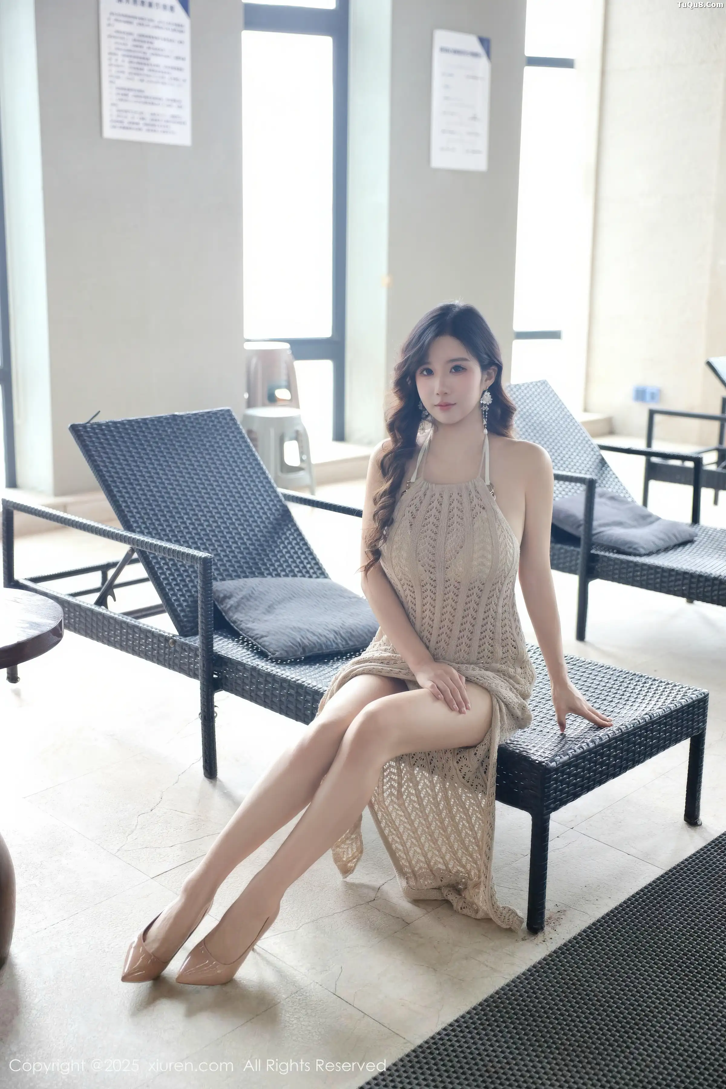 [XiuRen]高清写真图 2025.12.31 No.11182 小肉肉咪 性感比基尼