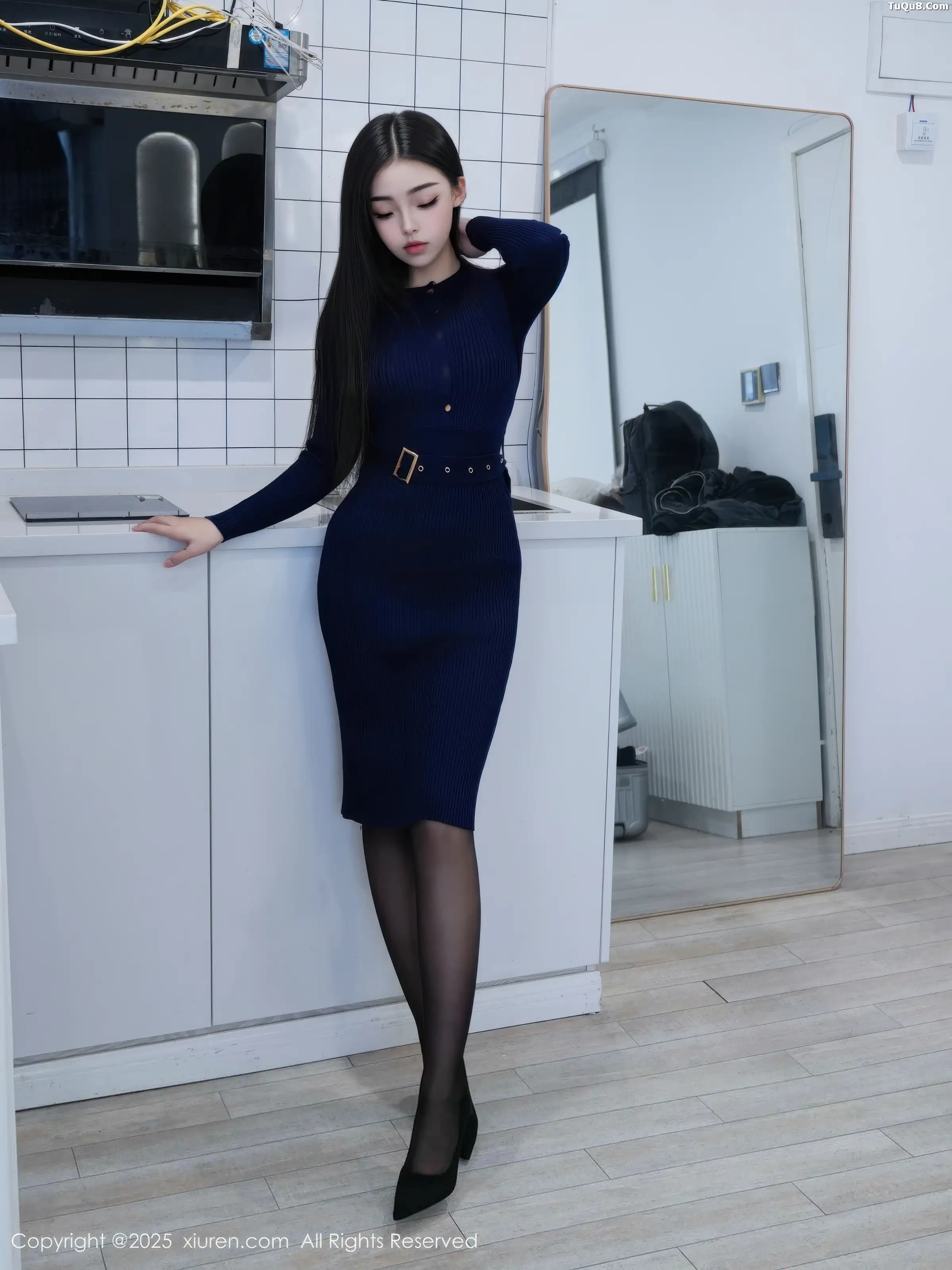 [XiuRen]高清写真图 2025.12.30 No.11173 虞姬无悔 黑丝吊袜