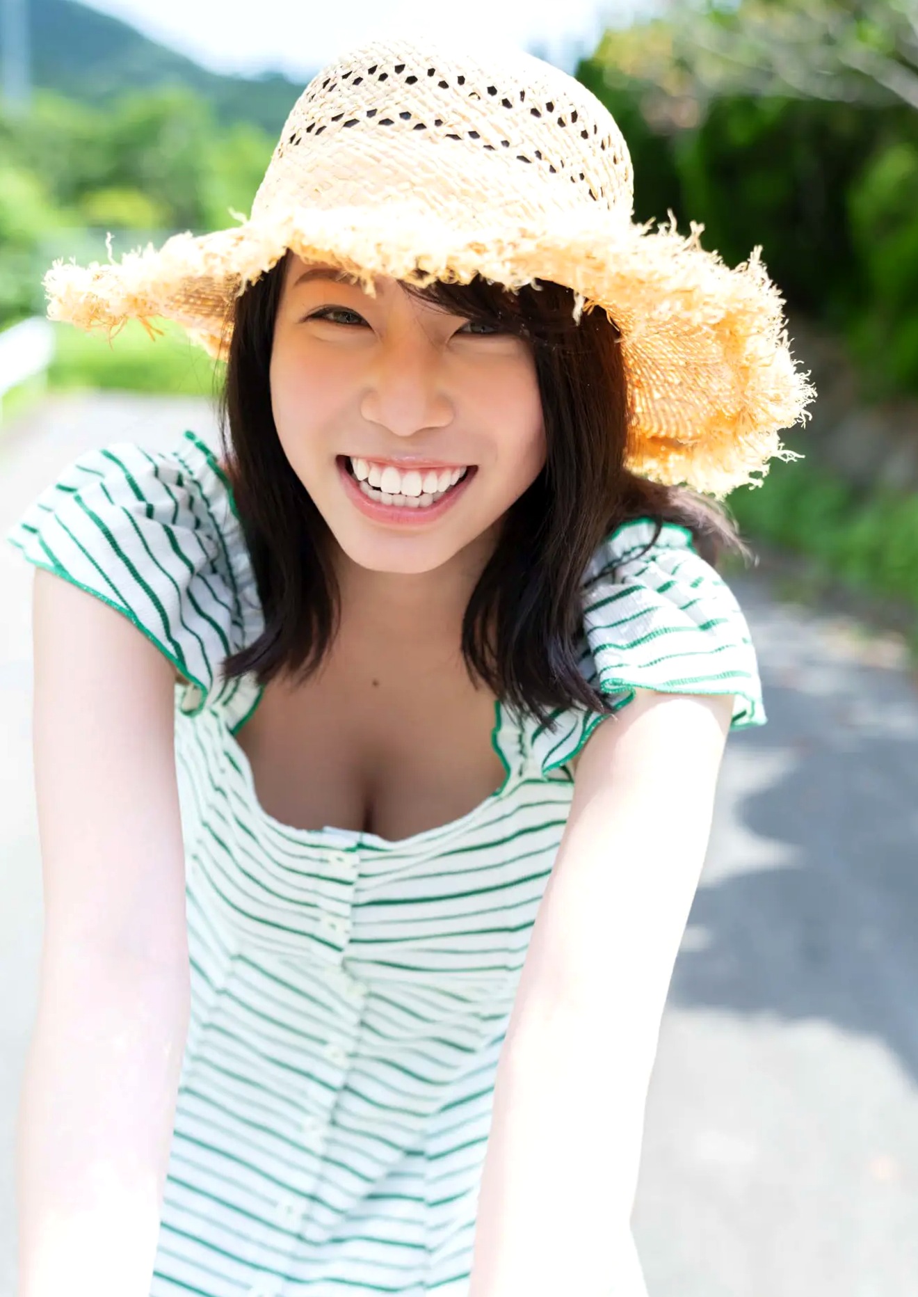 乙陽葵 - なぁ、なんしょん？ 日系清新草帽甜美写真 [80P]