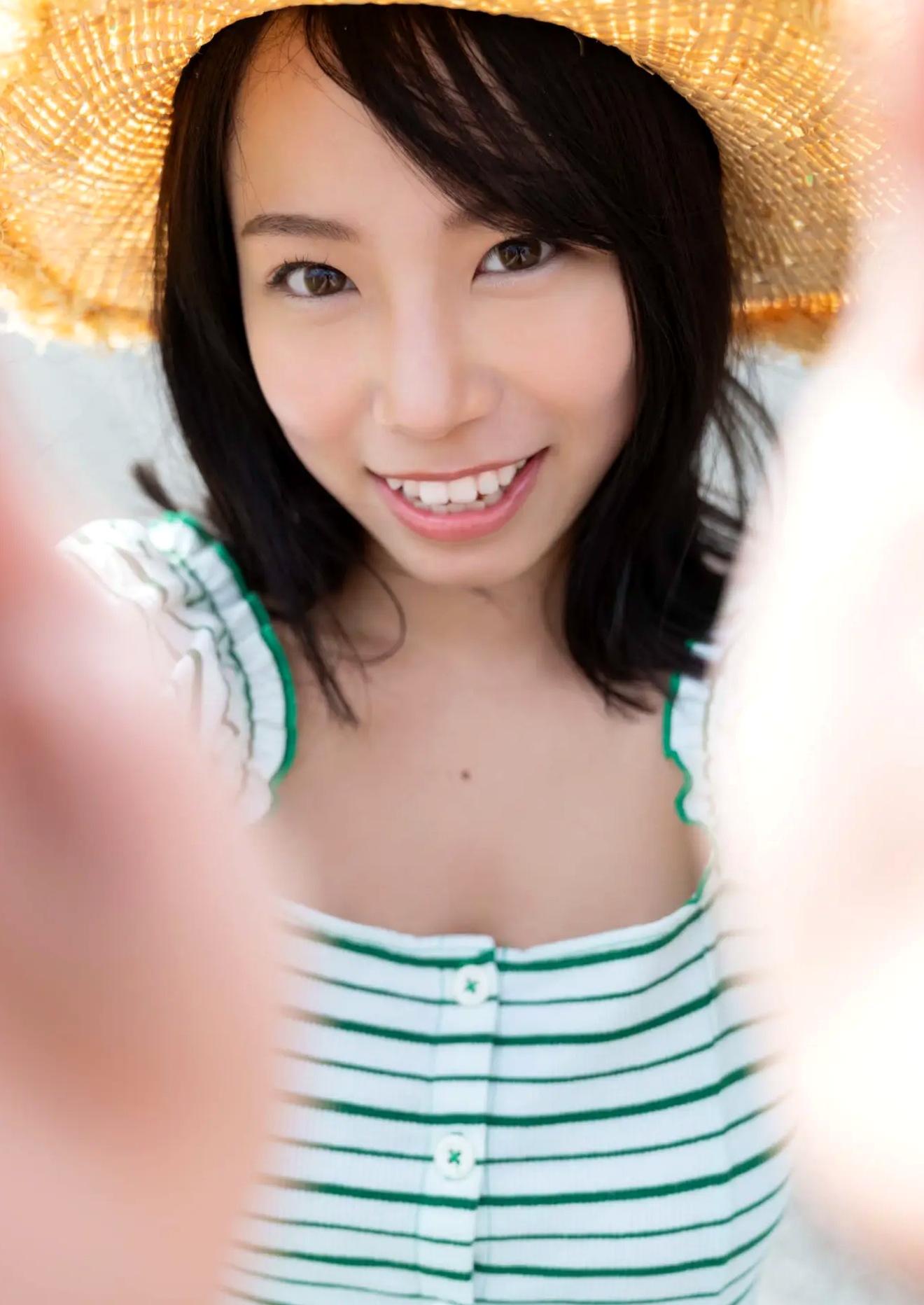 乙陽葵 - なぁ、なんしょん？ 日系清新草帽甜美写真 [80P]