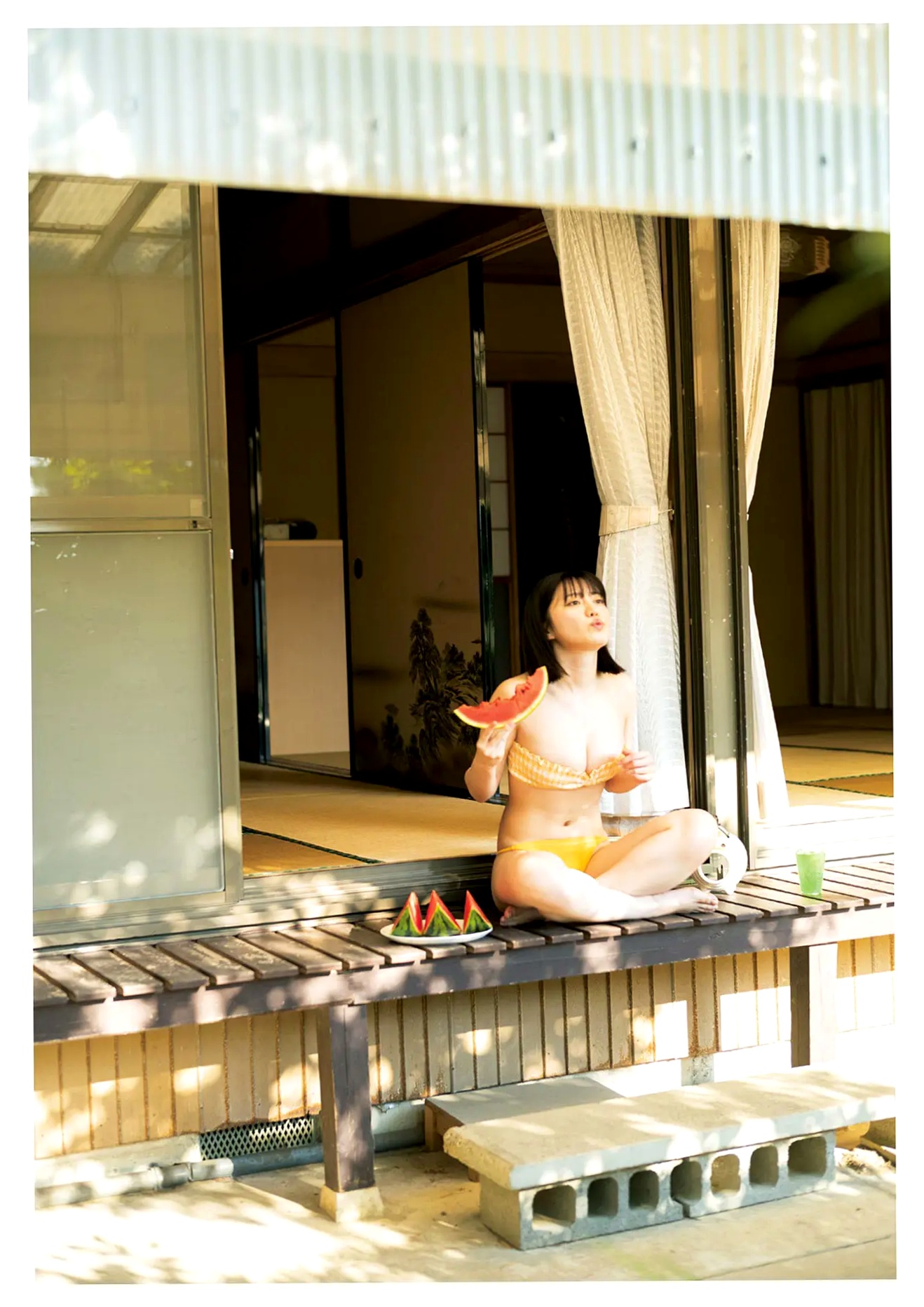 石浜芽衣 - 夏を使い果たして [57P] 日式家居清纯比基尼写真