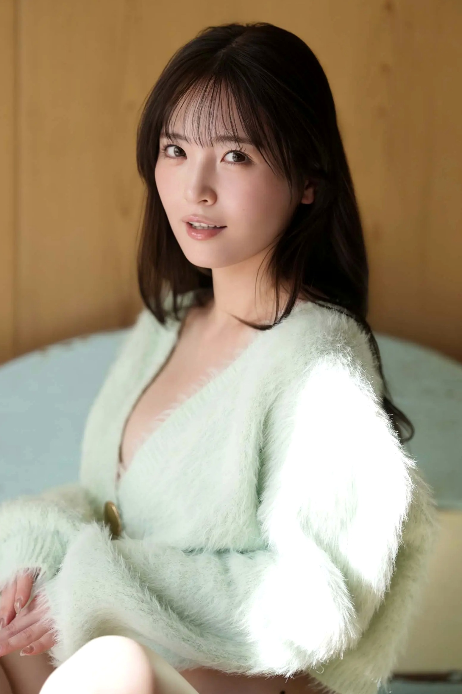 由良ゆら《片想いはゆらゆらゆら》室内性感内衣与黑丝家居私房写真 [37P]