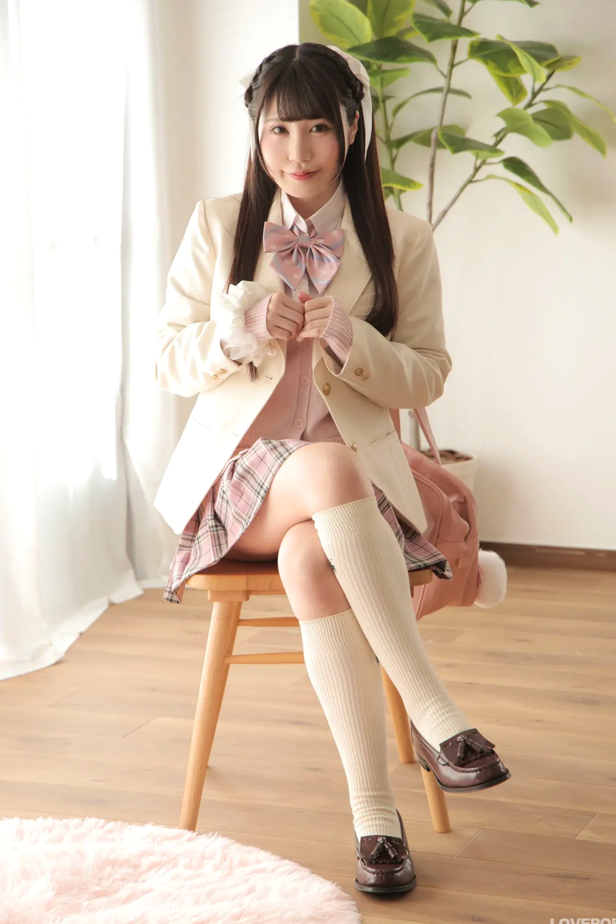 [LOVEPOP] Meru Momose 桃瀬める Photoset 05 日系粉嫩校服制服清纯美腿私房写真