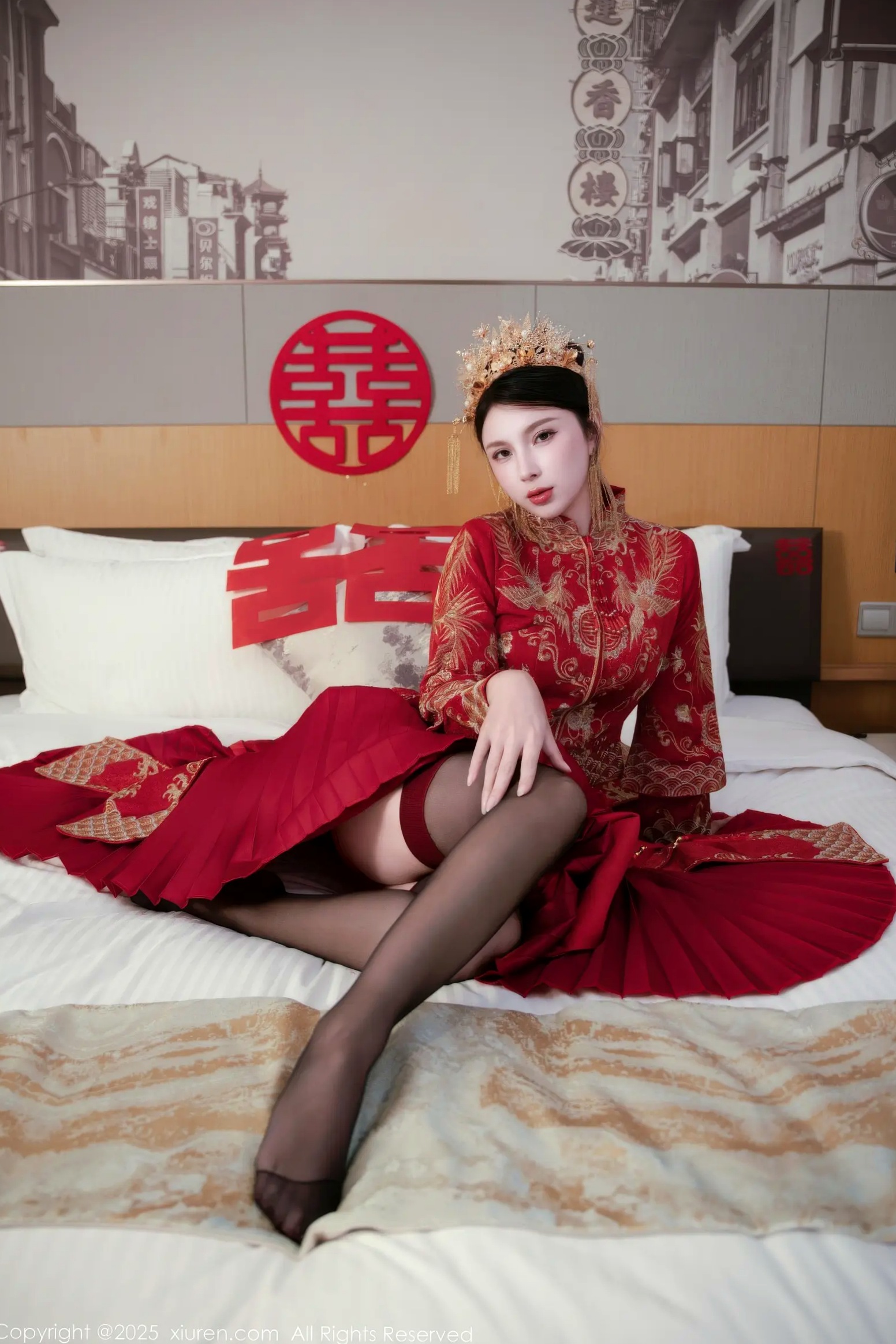 [XiuRen] 秀人 2025.10.14 No.10865 小蛮妖Yummy 新中式婚房红色嫁衣诱惑 私房性感大尺度