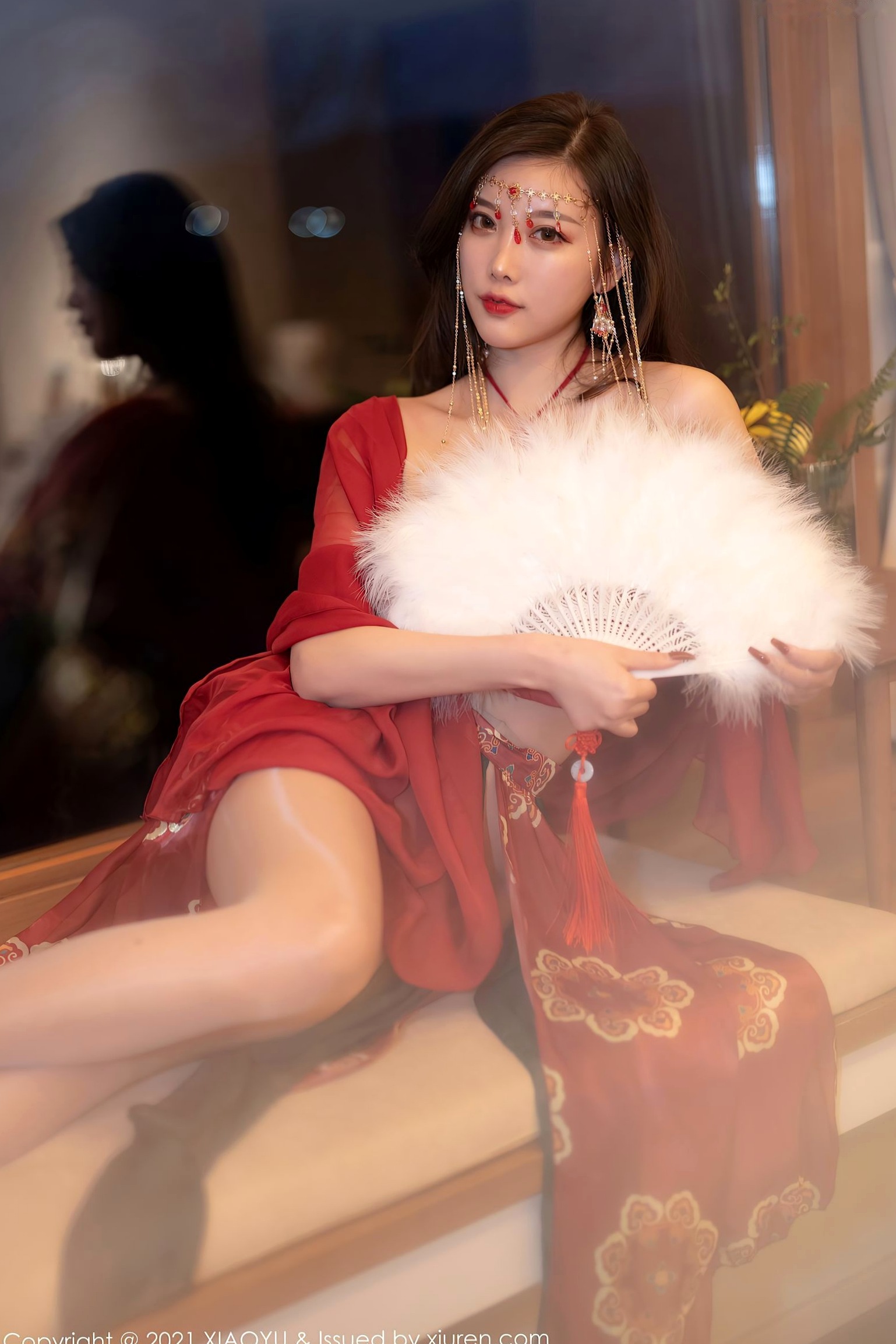 XiaoYu语画界-杨晨晨Sugar-丽江心愿旅拍红色古装肚兜-典雅古典韵味-酒店私房摄影