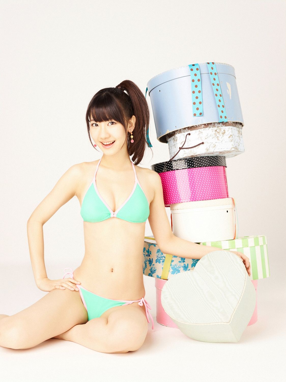 柏木由纪(Kashiwagi Yuki)《プレゼント》[YS Web]高清写真图Vol.508