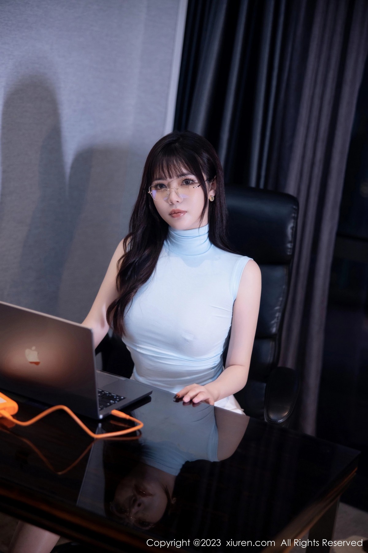 [XiuRen]高清写真图 2023.04.27 No.6645 Arude薇薇 合集美腿