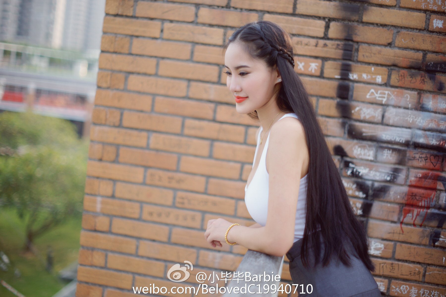小毕毕Barbie 超级养眼的微博私房照诱惑写真图