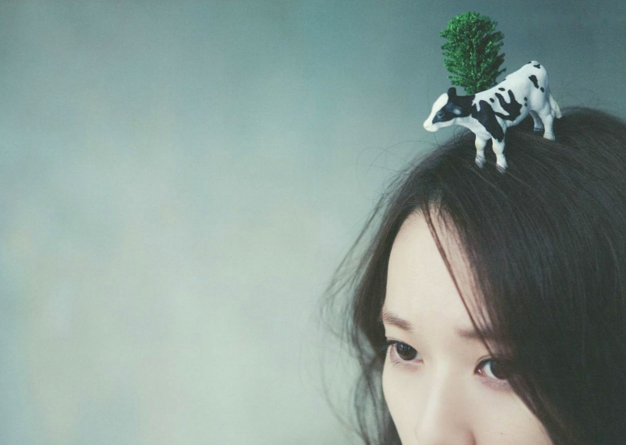 PB写真集_户田惠梨香《IQUEEN》写真集，唯美艺术、超现实森林系梦幻风格女神大片[41P]
