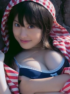 岩佐真悠子