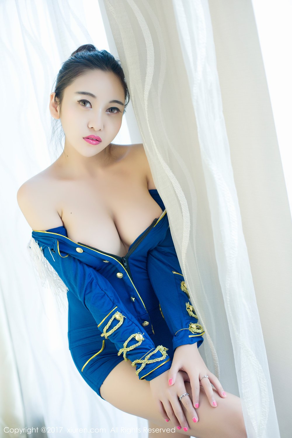李梓熙- [XIUREN秀人网] 2017.01.10 XR20170110N00677
