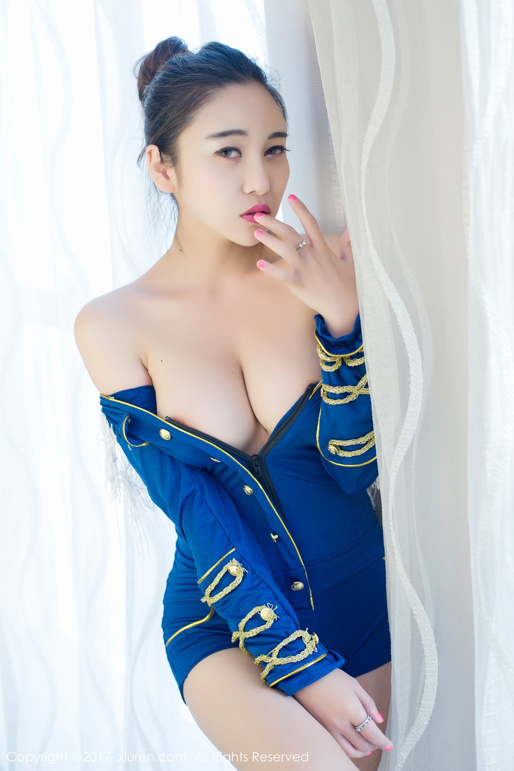李梓熙- [XIUREN秀人网] 2017.01.10 XR20170110N00677