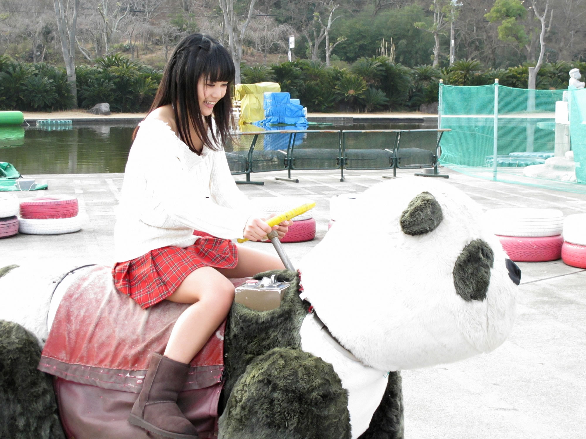 东江日香理(あがりえひかり) [YS-Web]高清写真图套图写真图集 Vol.599 ぷるぷる游戏