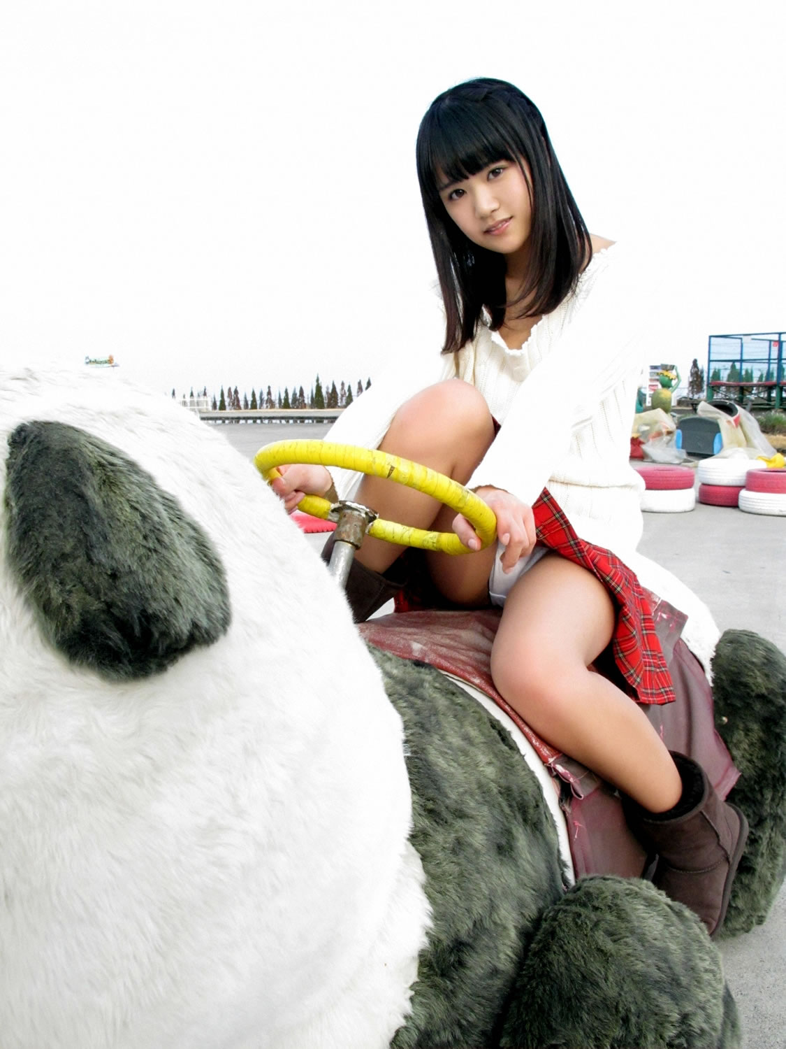 东江日香理(あがりえひかり) [YS-Web]高清写真图套图写真图集 Vol.599 ぷるぷる游戏