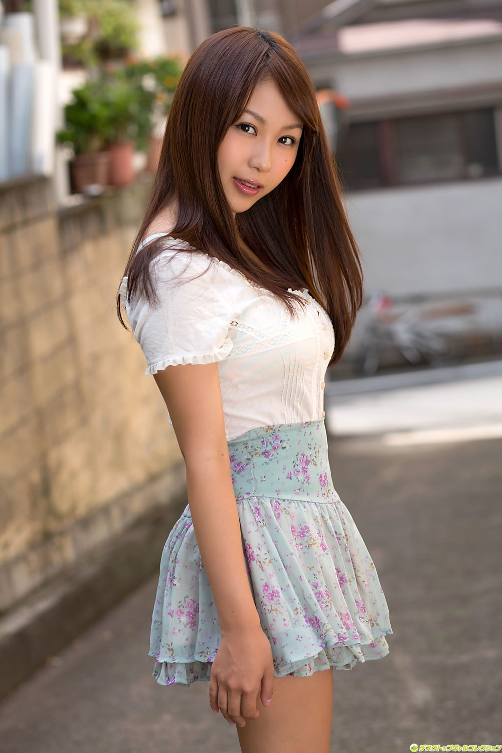 西田麻衣 [DGC]高清写真图2013年01月号 No.1066 童顔巨乳系アイドルの爆裂Iカップおっぱい