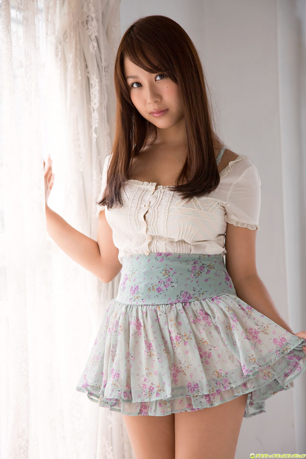 西田麻衣 [DGC]高清写真图2013年01月号 No.1066 童顔巨乳系アイドルの爆裂Iカップおっぱい