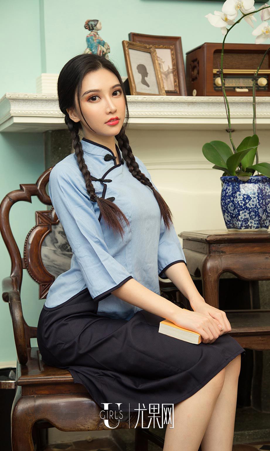 小北鼻的绯红 恰似你的温柔