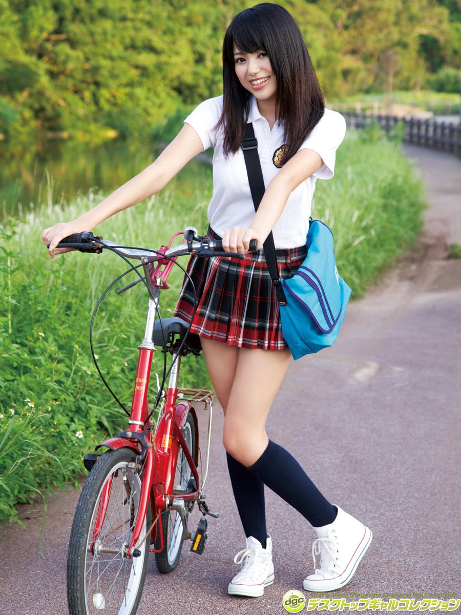 小間千代 [DGC]高清写真图No.1345 見事なくびれ・張りのあり美尻を披露!!
